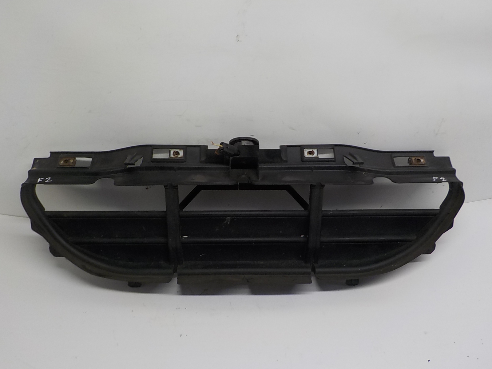 BMW 3 E90 intake air steering wheel, blinds air line radiator 7186776