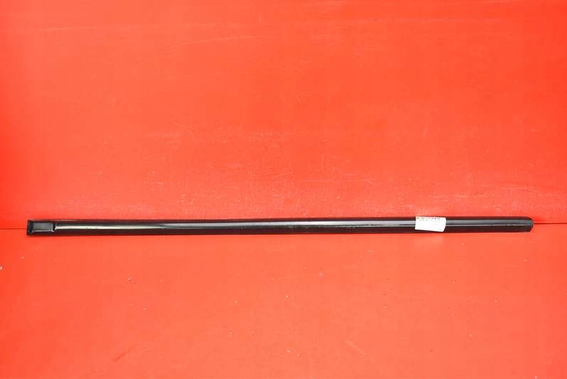 moulding door right front black 22500730 BMW E36 sedan 90-00