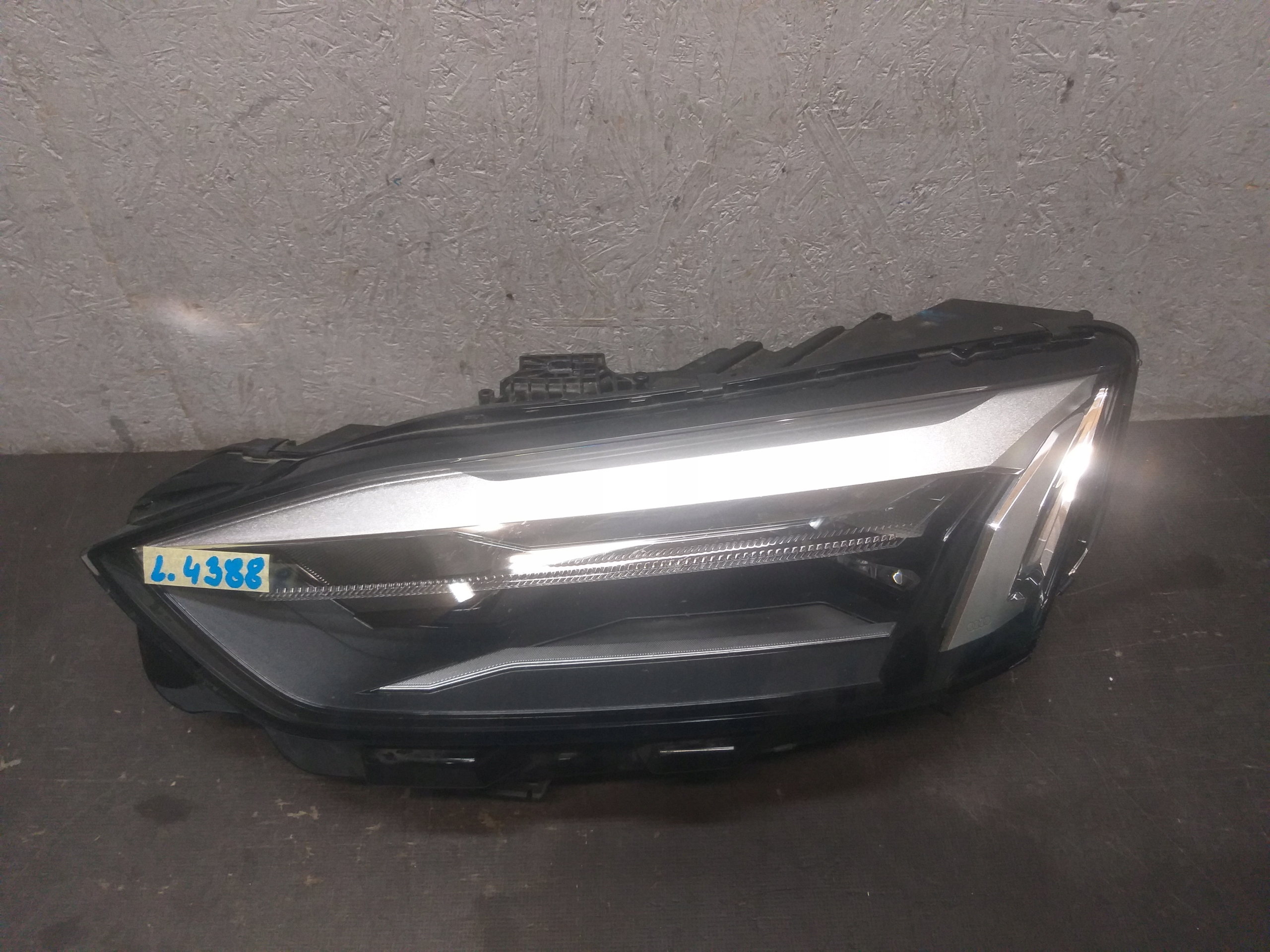 light front left AUDI A5 8W6 LIFT FULL LED 8W6941011