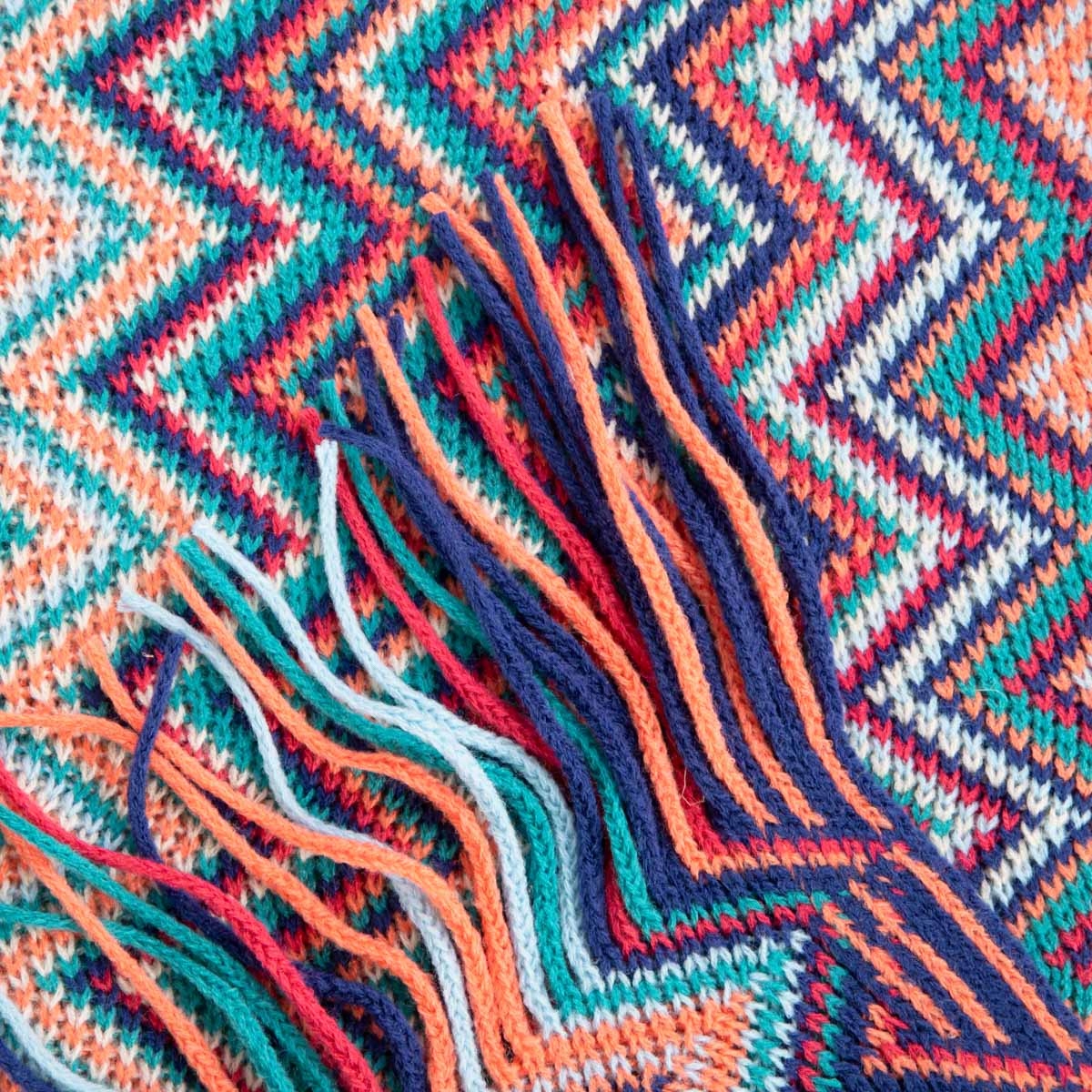 Koc MEBA w kolorowe zygzaki 130x170 cm HOMLA Marka Homla