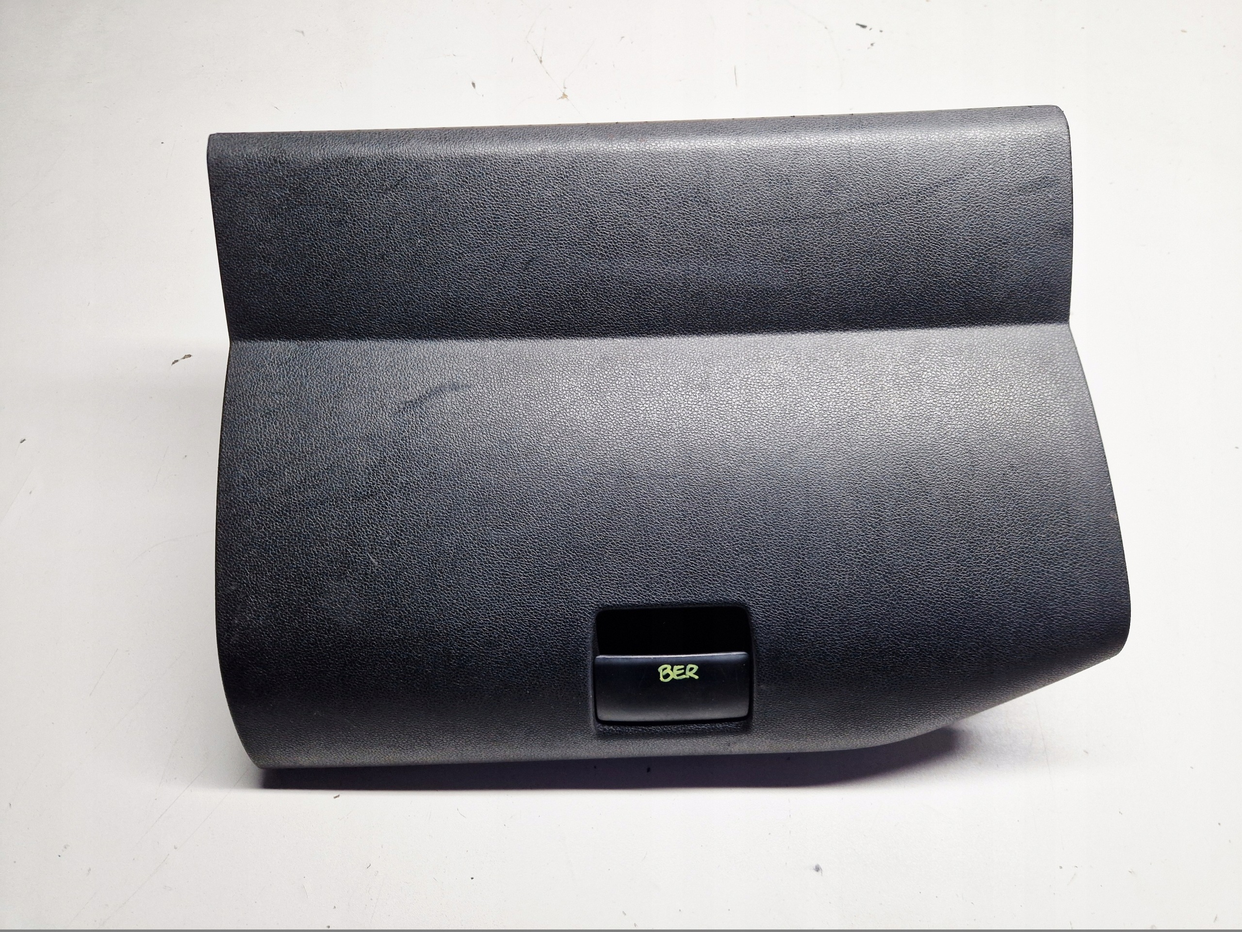 handschuhfach Citroen Berlingo II 2 2010 jahr 9680936177