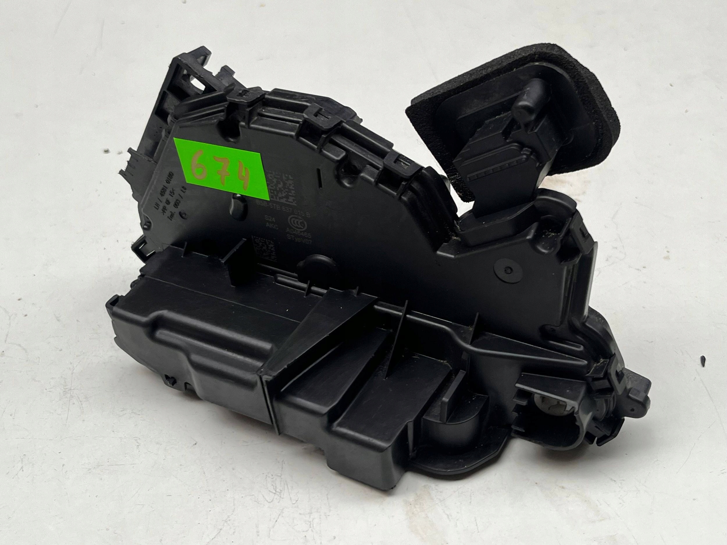 VOLKSWAGEN SEAT SKODA lock door left front 5TB837015B @M