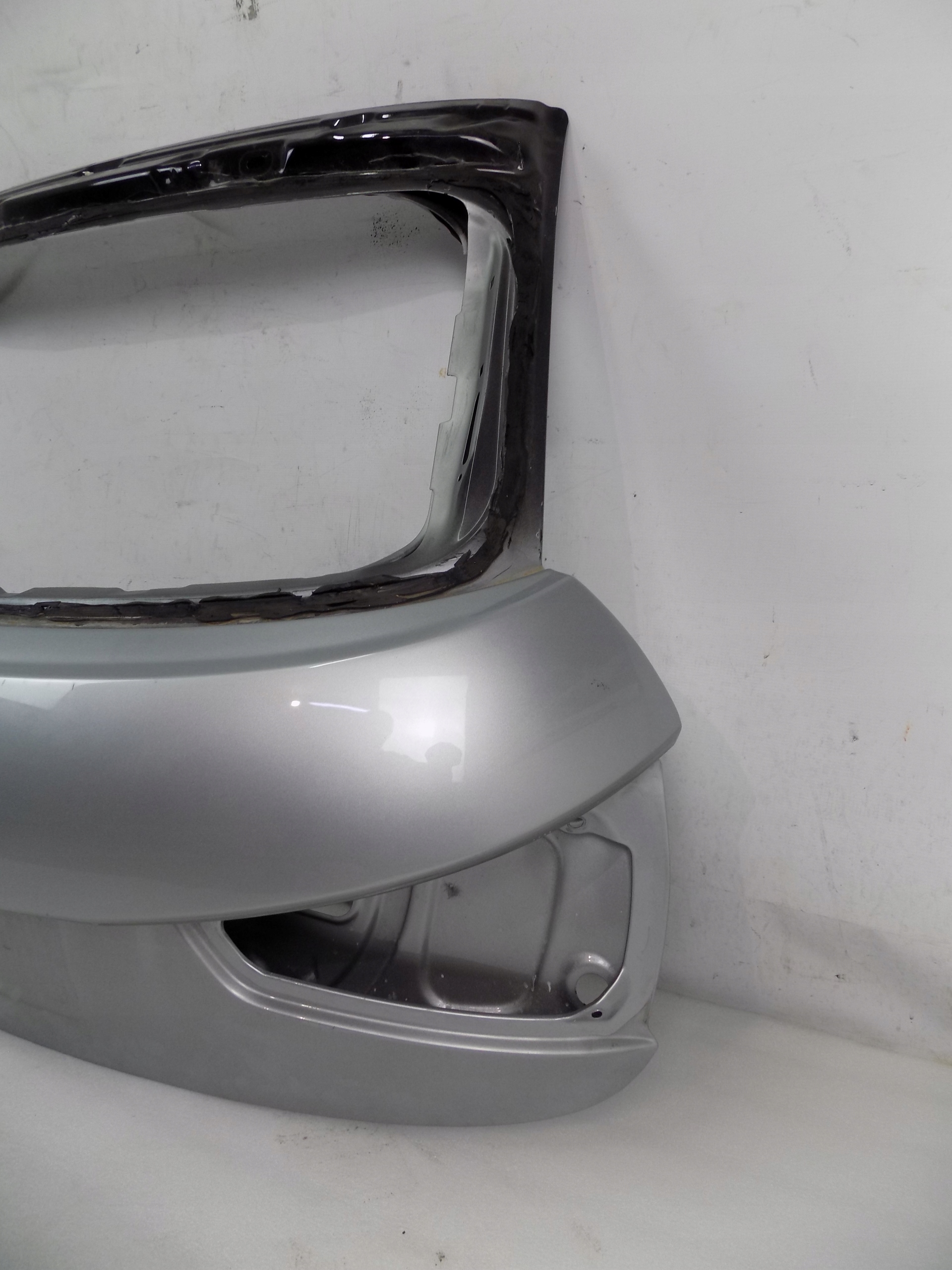 AUDI A1 SPORTBACK KLAPA TYŁ Producent części Audi OE