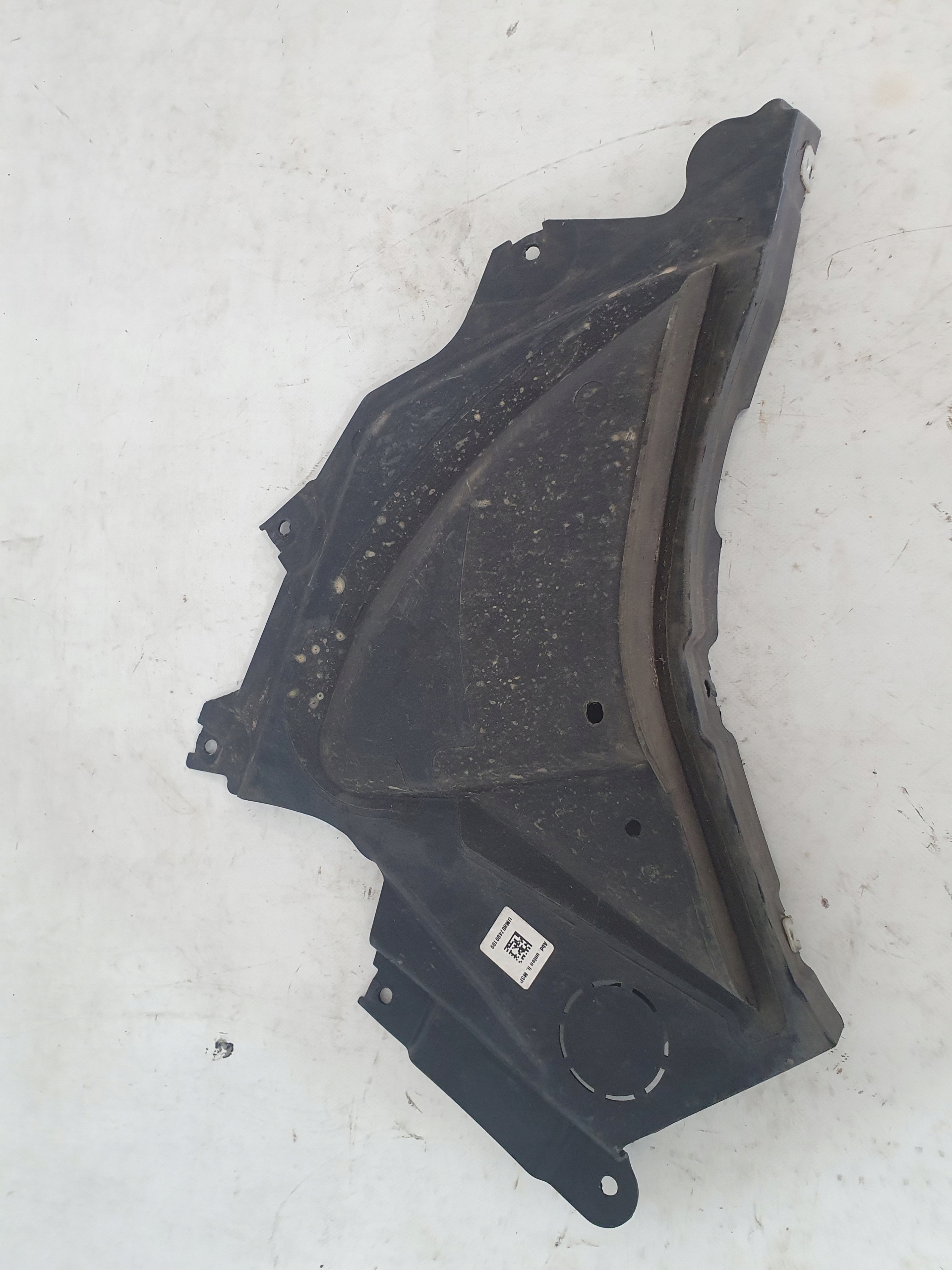 cover mudguard TROJKAT left front BMW 3 G20 G21 8074891