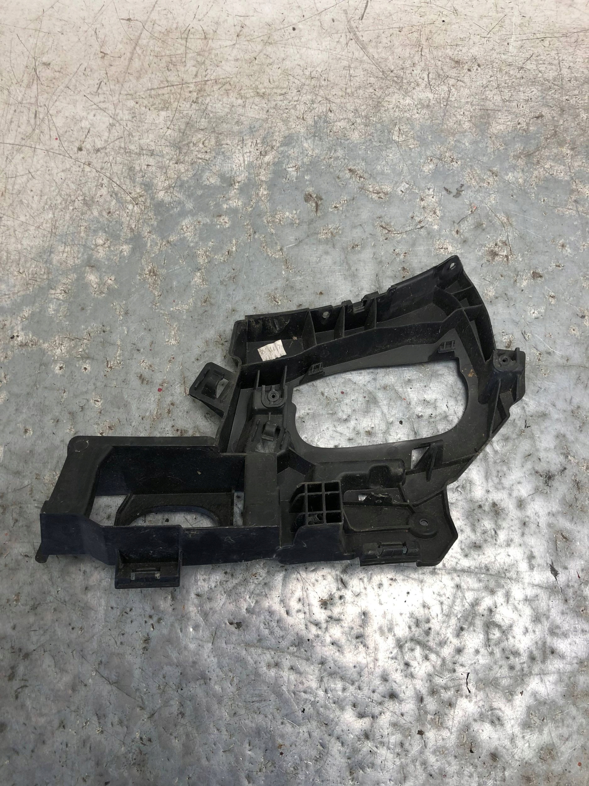 bumper bracket right front SMART 453 A4538260214