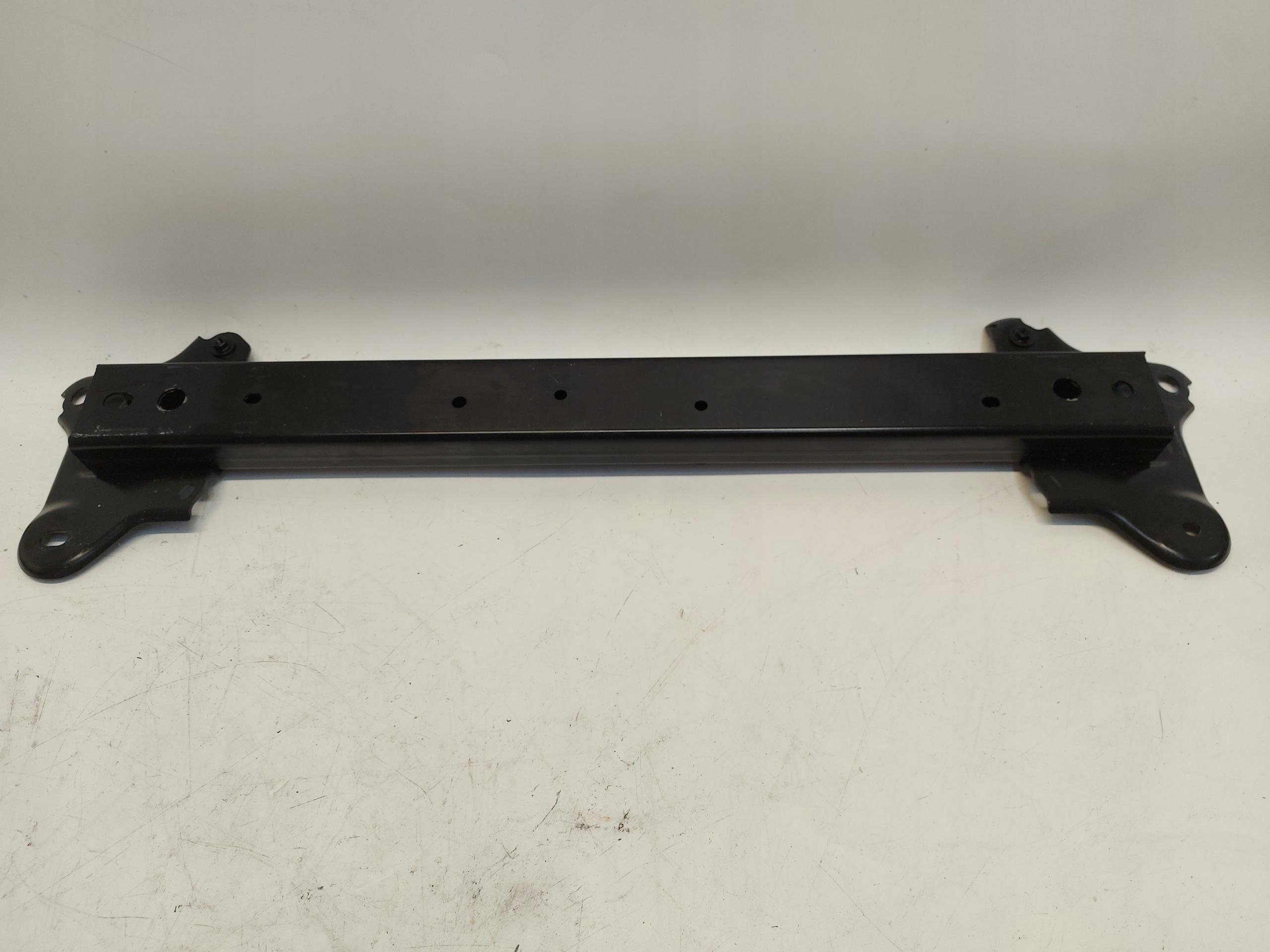 TESLA MODEL Y 2024r Console Traverse Traverse 1075044-00-G