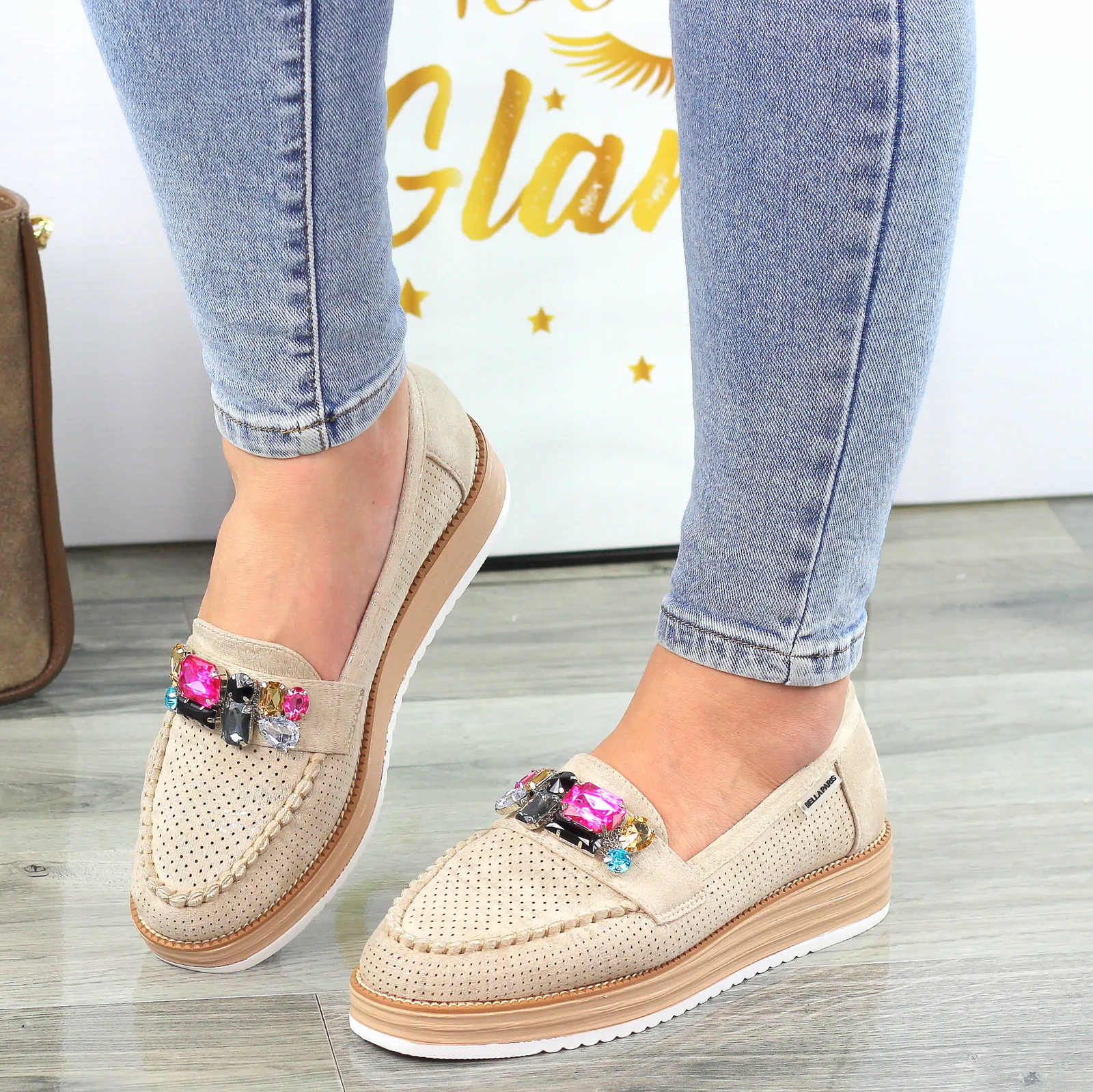 BEŻOWO ZŁOTE PÓŁBUTY ZAMSZOWE MOKASYNY KAMIENIE 39 Marka inna