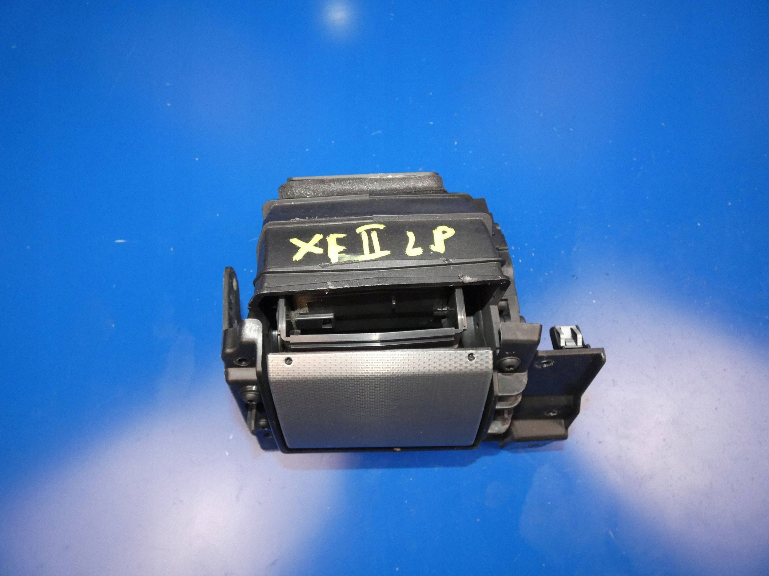 JAGUAR XF II X260 grid air conditioning devices left left front front