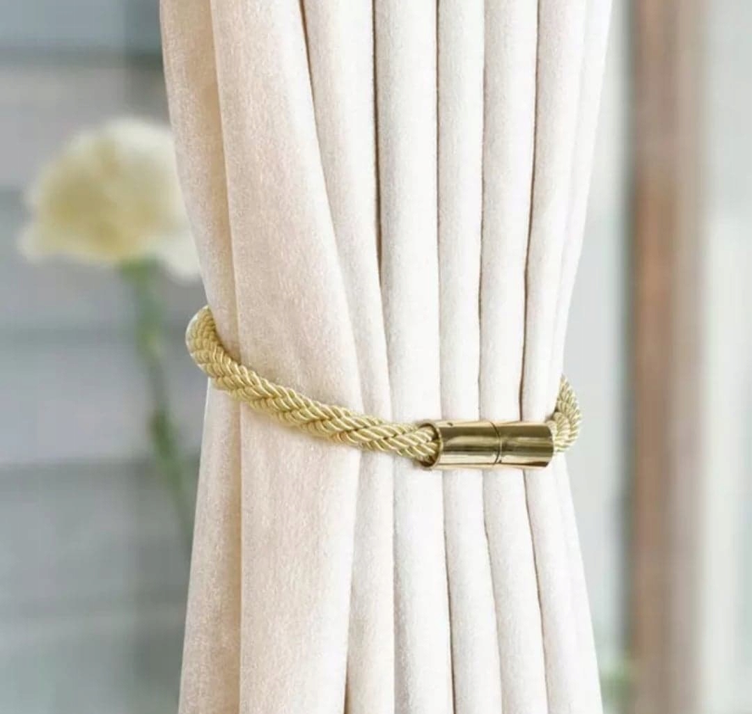 UPIĘCIE FIRAN ZASŁON KLAMRA MAGNETYCZNA GRUBA ZŁOTY KOLOR DEKORACJA OZDOBA Marka inna