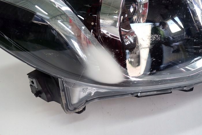 SUZUKI SX4 S-CROSS LIFT 16- reflektor right light right