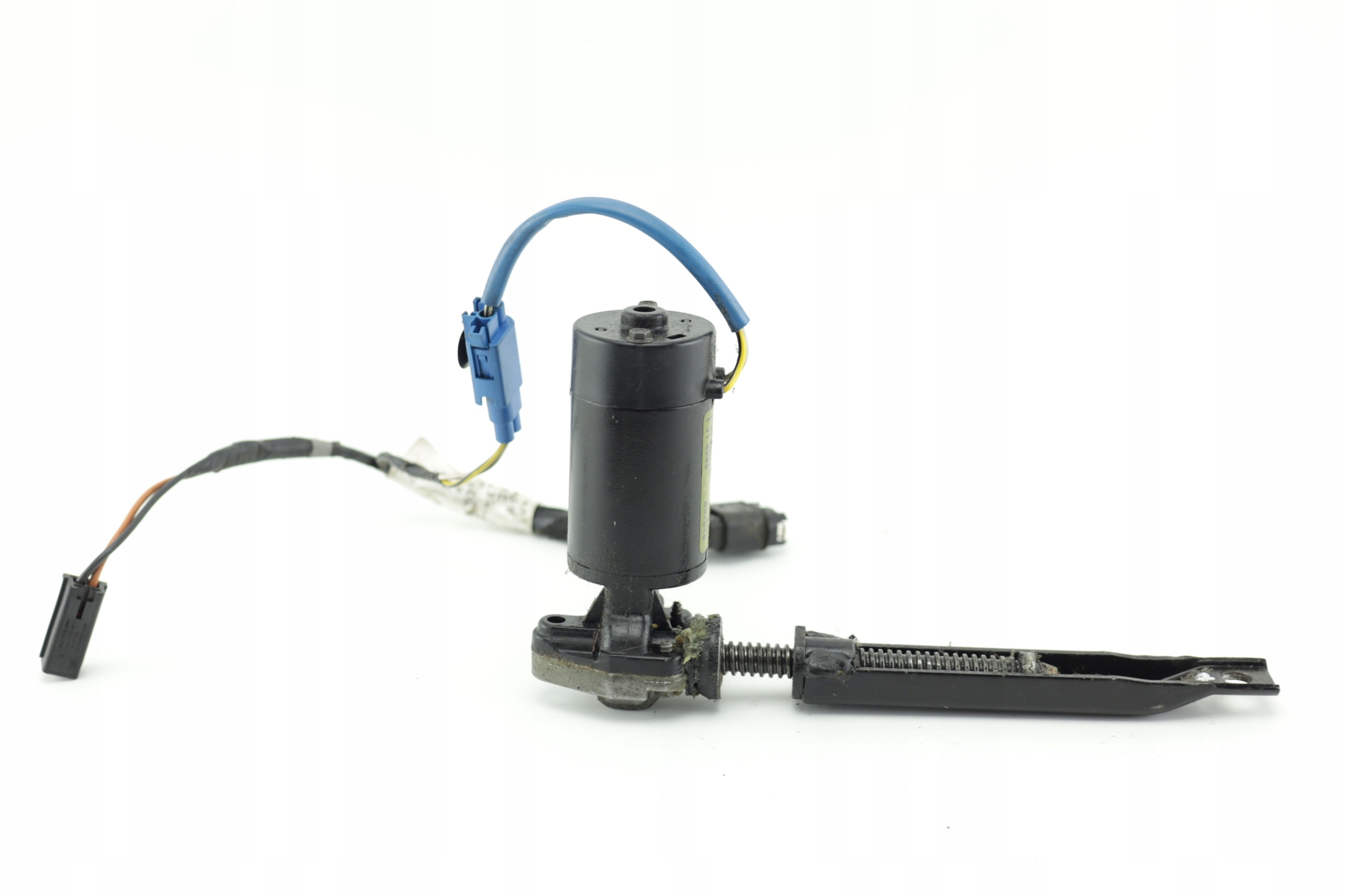 SILNICZEK FOTELA LEWY PRZOD MONDEO MK3 40570 90