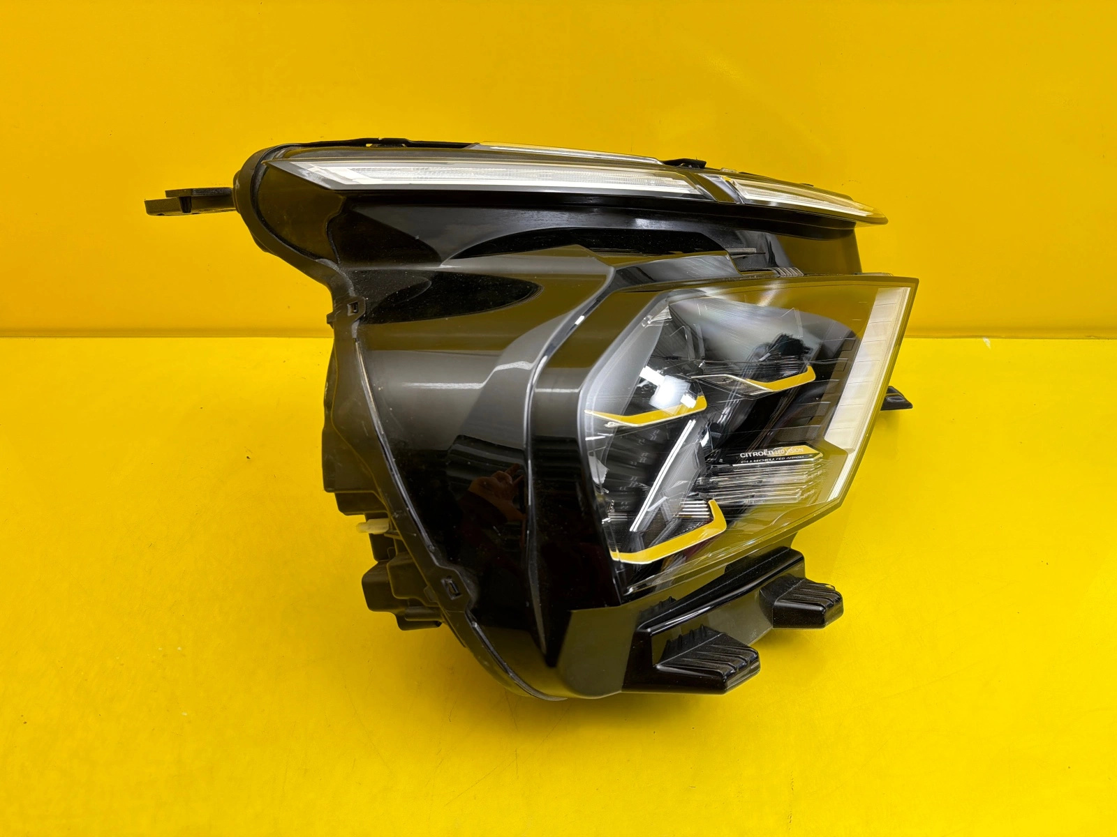 light right front Citroen C4 III 2020- Full Led 9830649280