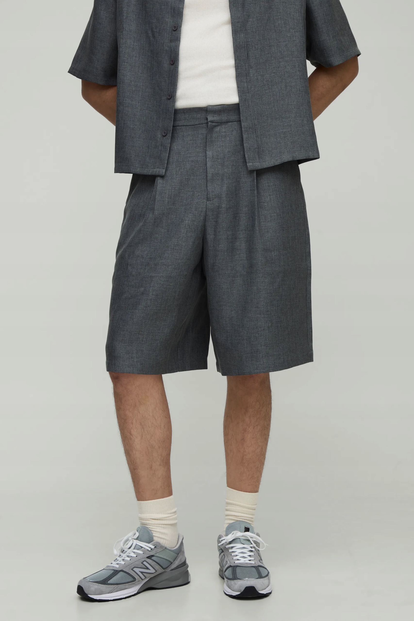 Boohooman Pánské Kraťasy Elegantní, Šedé Až Do Poloviny Kolena 34 Z3A