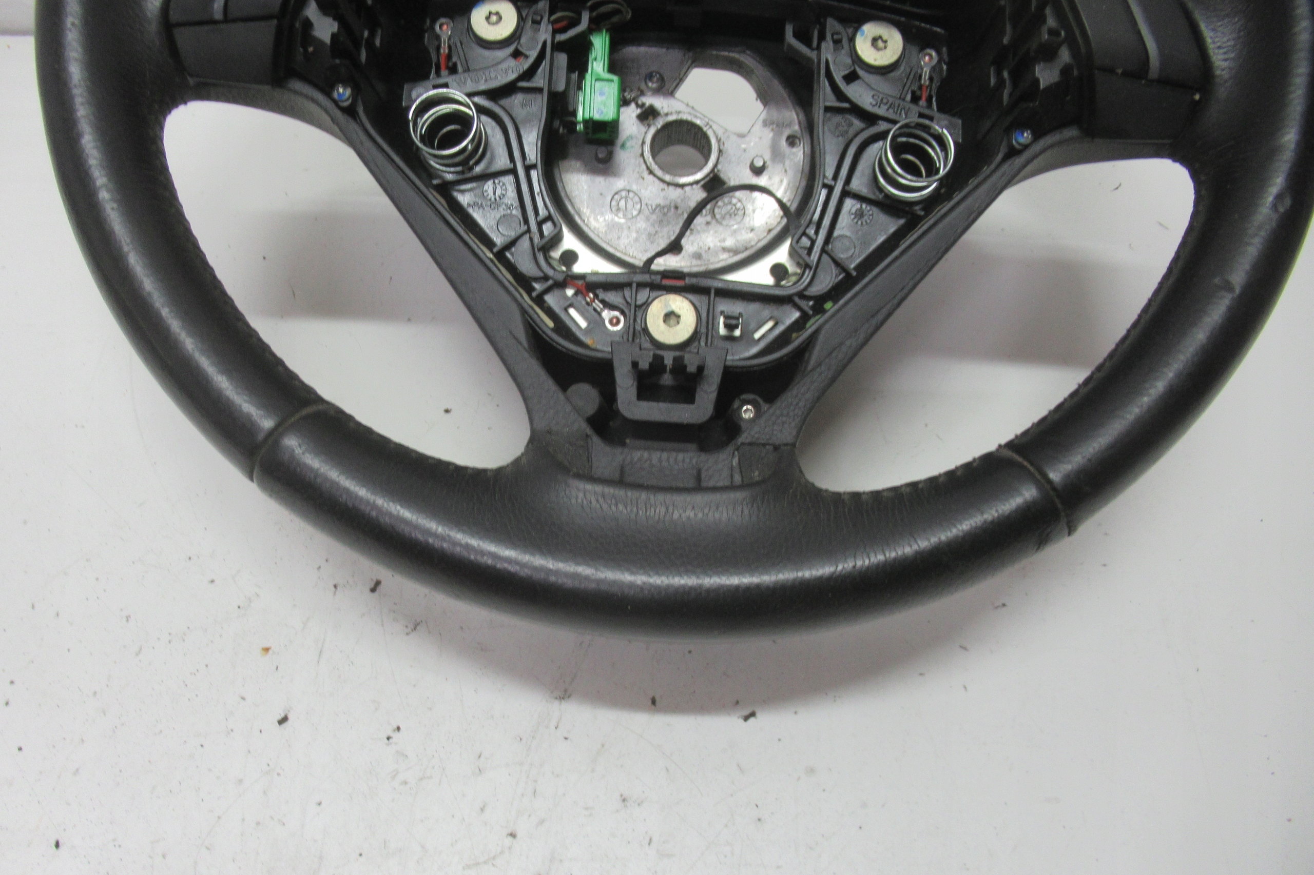 VOLVO S60 04R volant