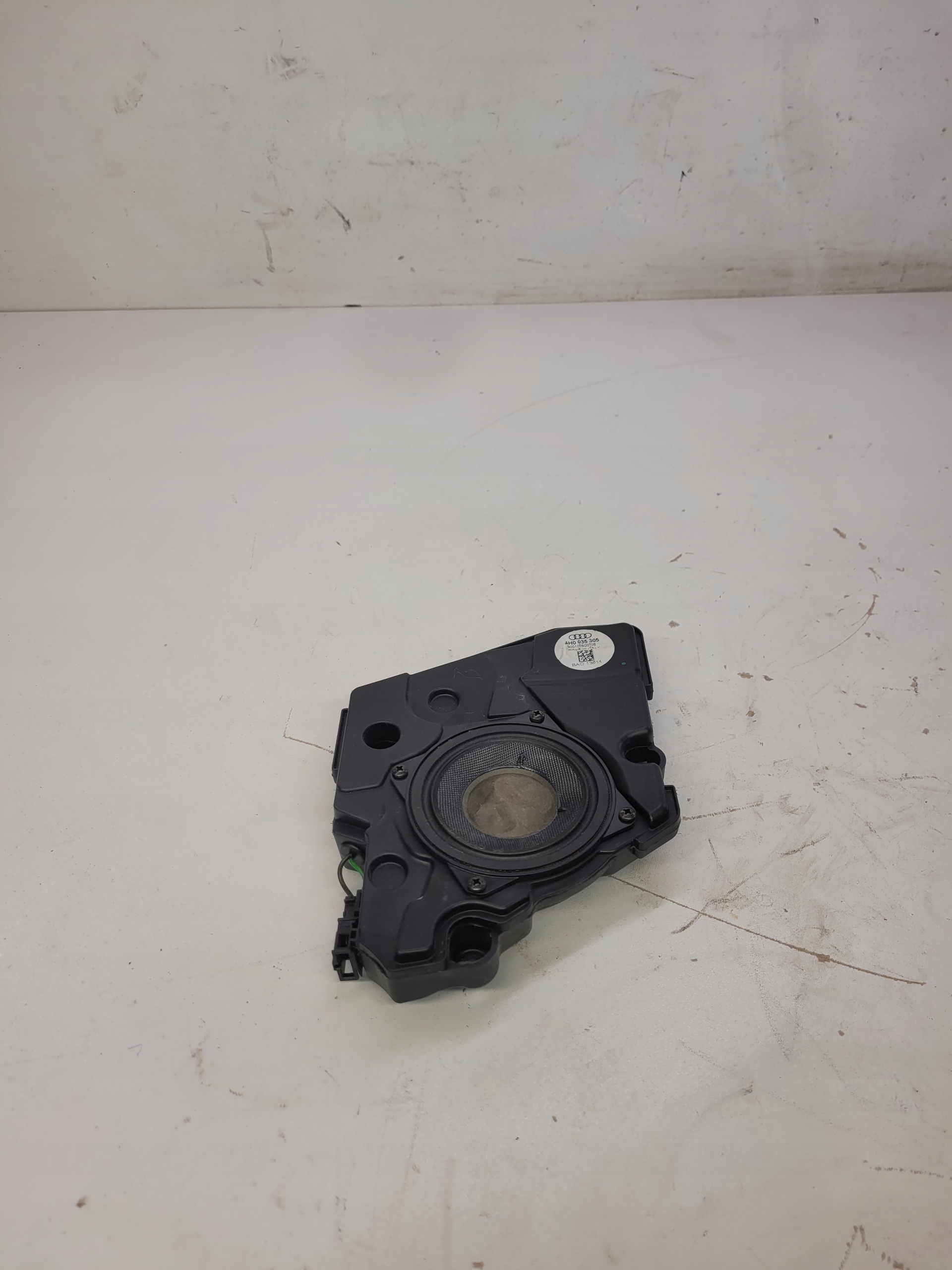 Динамік передніх дверей B & про AUDI A8 D4 L 4H0035305