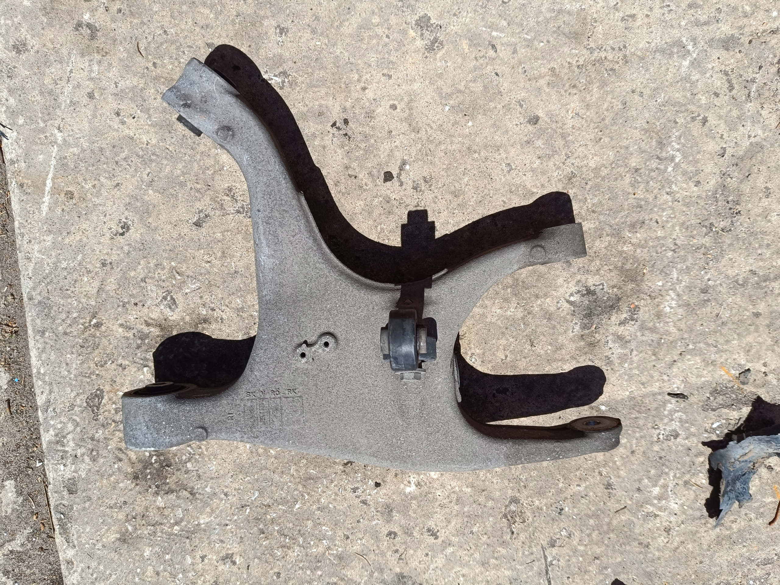 Querlenker wzdluzny hinten Audi A6 A7 4G A8 8R0505312F