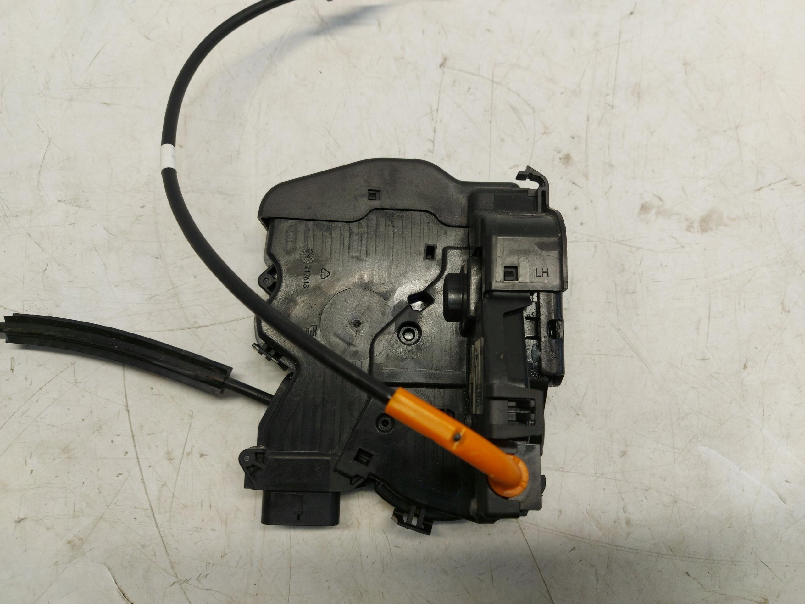 Peugeot 408 GT P54 lock door left rear part
