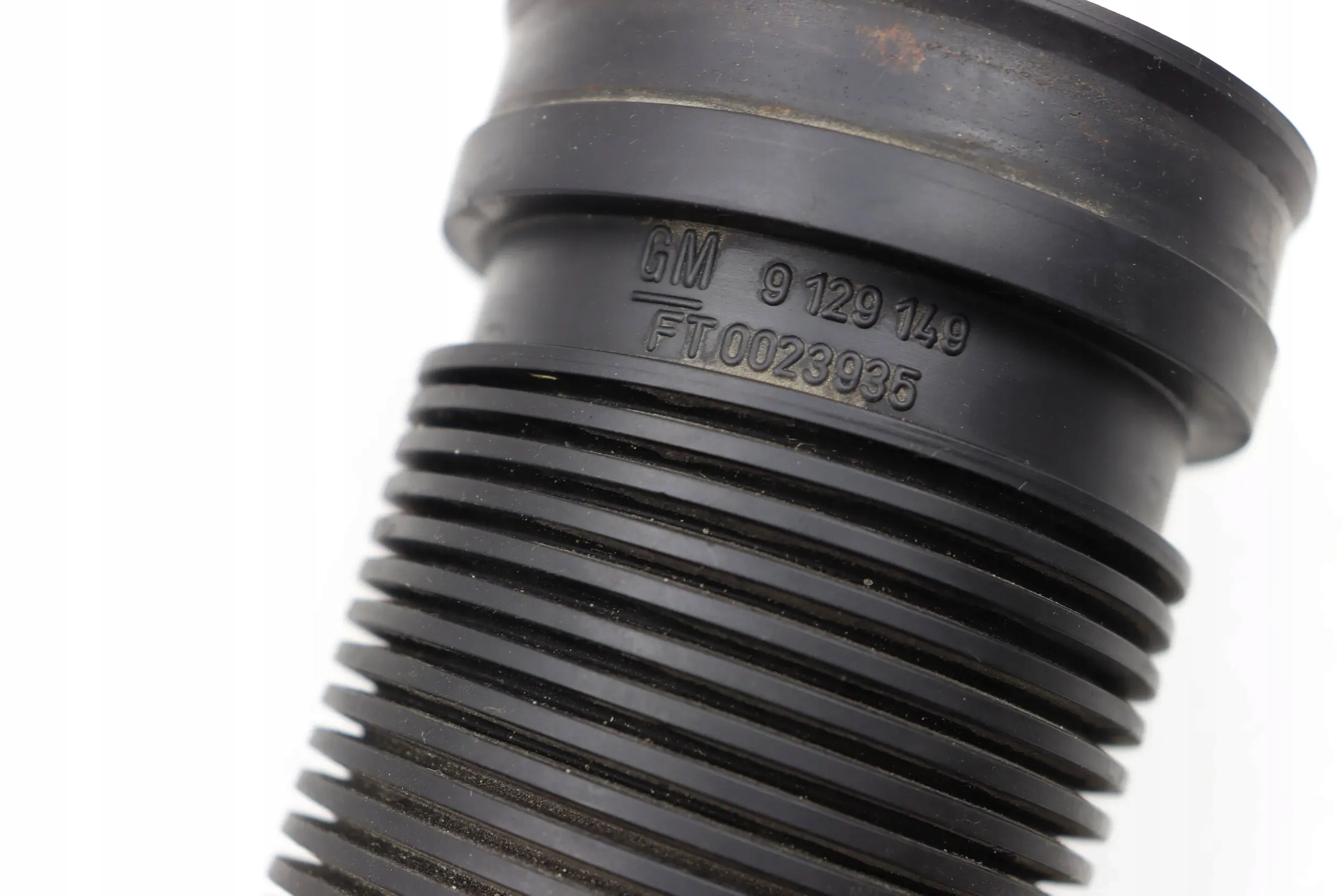 OPEL CORSA C pipe air hose 1.7 DTI 9129149