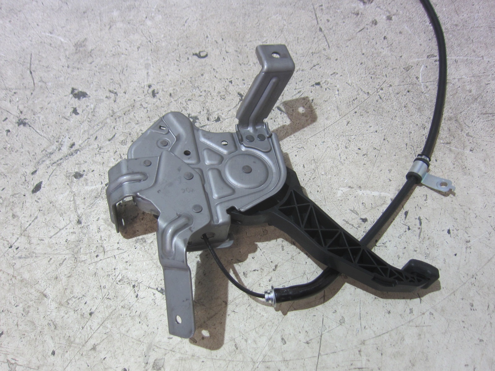 KIA SORENTO IV MQ4 páčka lanko páčka PEDAL elektrická brzda