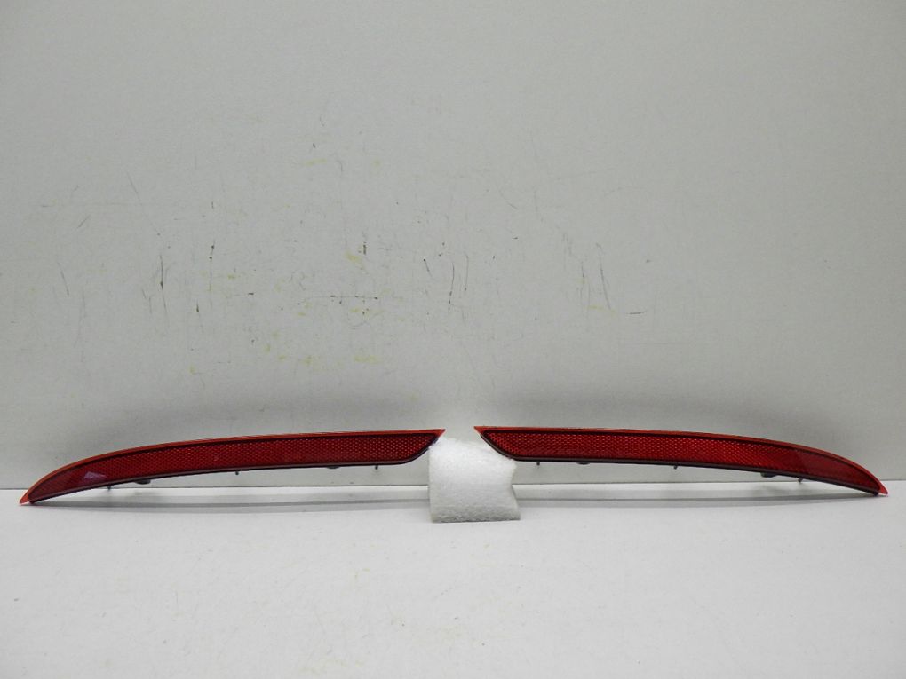 OPEL ASTRA J IV 4 HB LIFT ODBLASK right left rear part