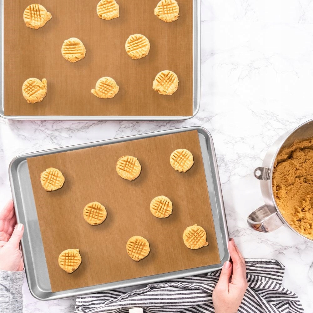 FOLIA MATA TEFLONOWA PAPIER DO PIECZENIA WIELORAZOWA 40X33 CM NIEPRZYWIERA Długość 40 cm