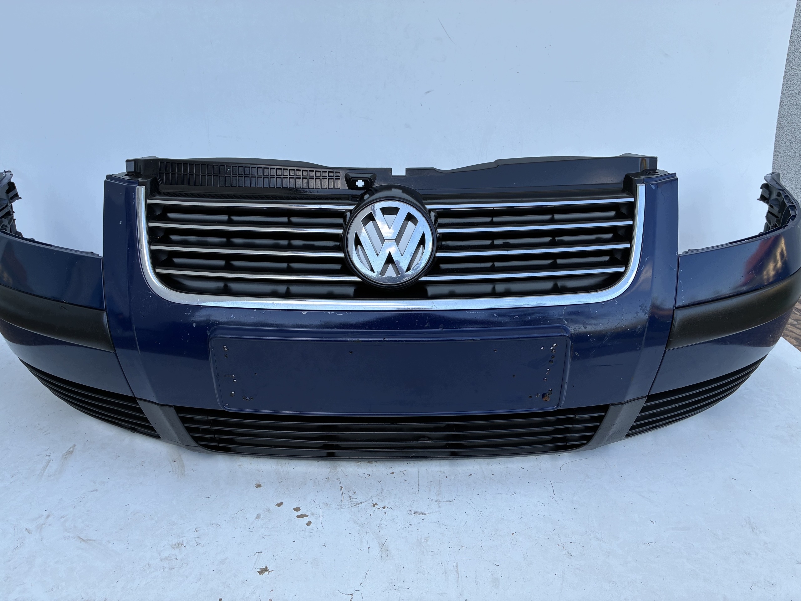 bumper front front Volkswagen Passat B5 Lift 01-05r. ==OEM== Europa