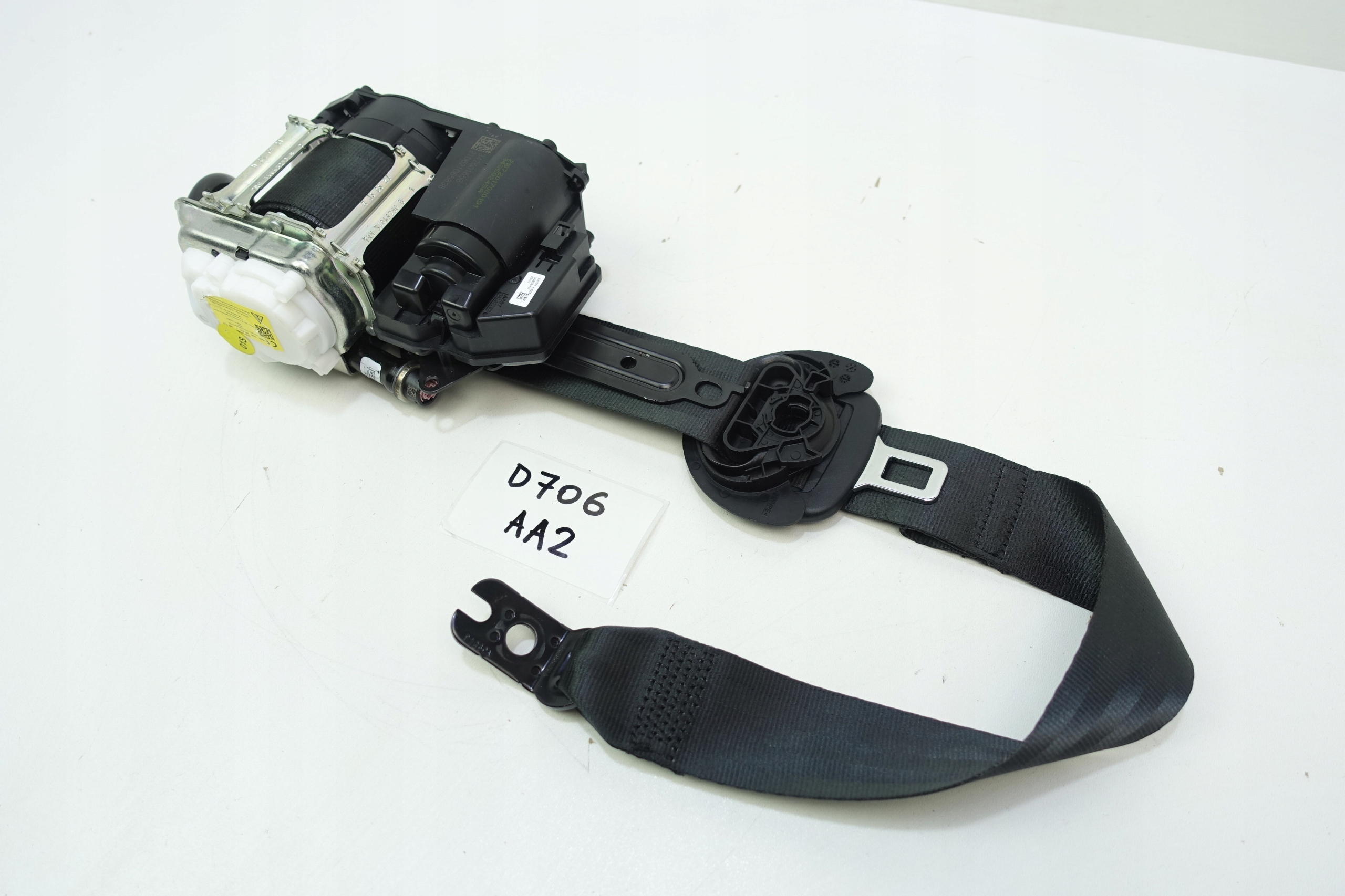 tension belt safety left front AUDI A3 8Y 20