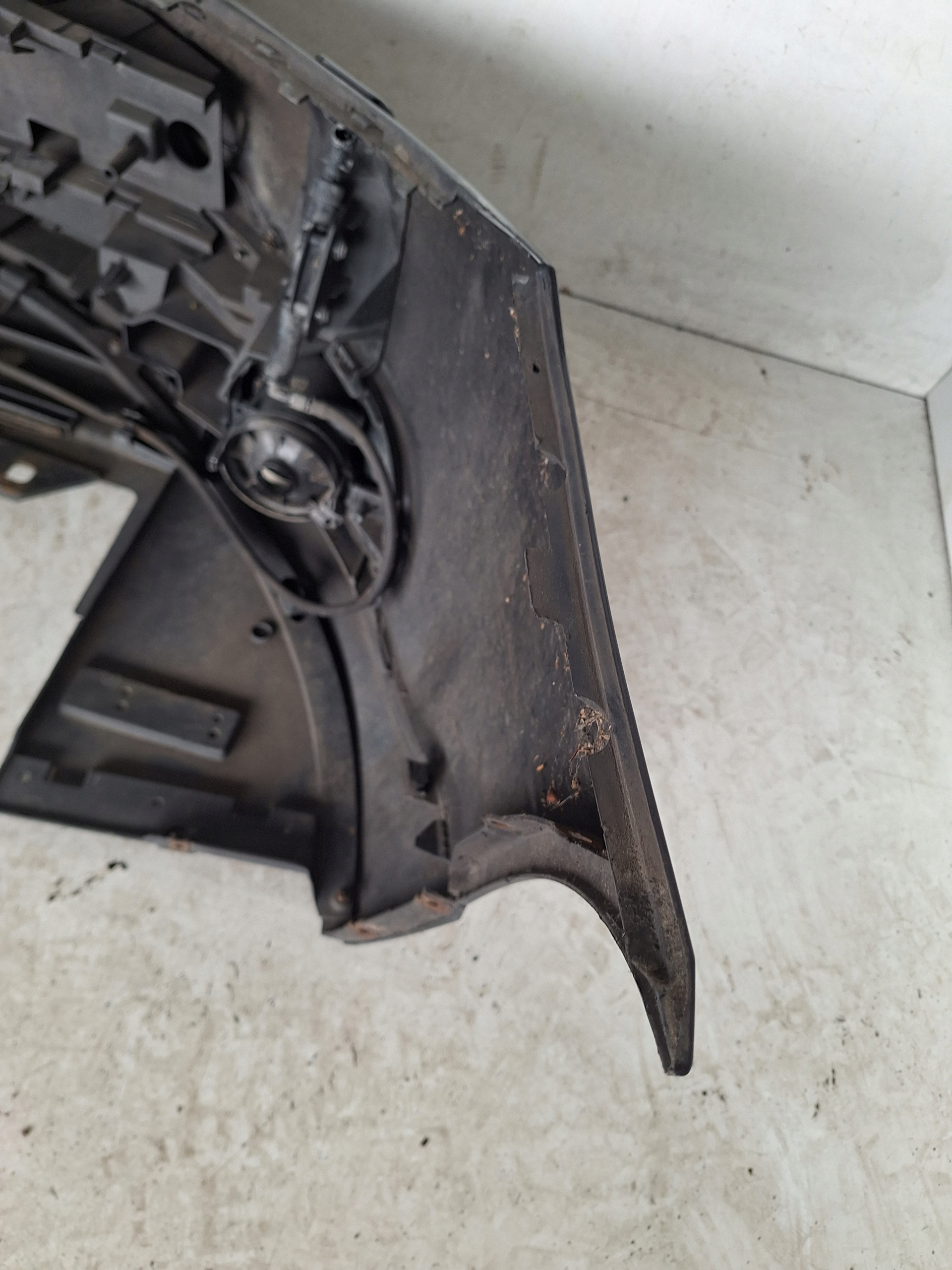 VOLVO V70 III 07-13 bumper + XENON R-design