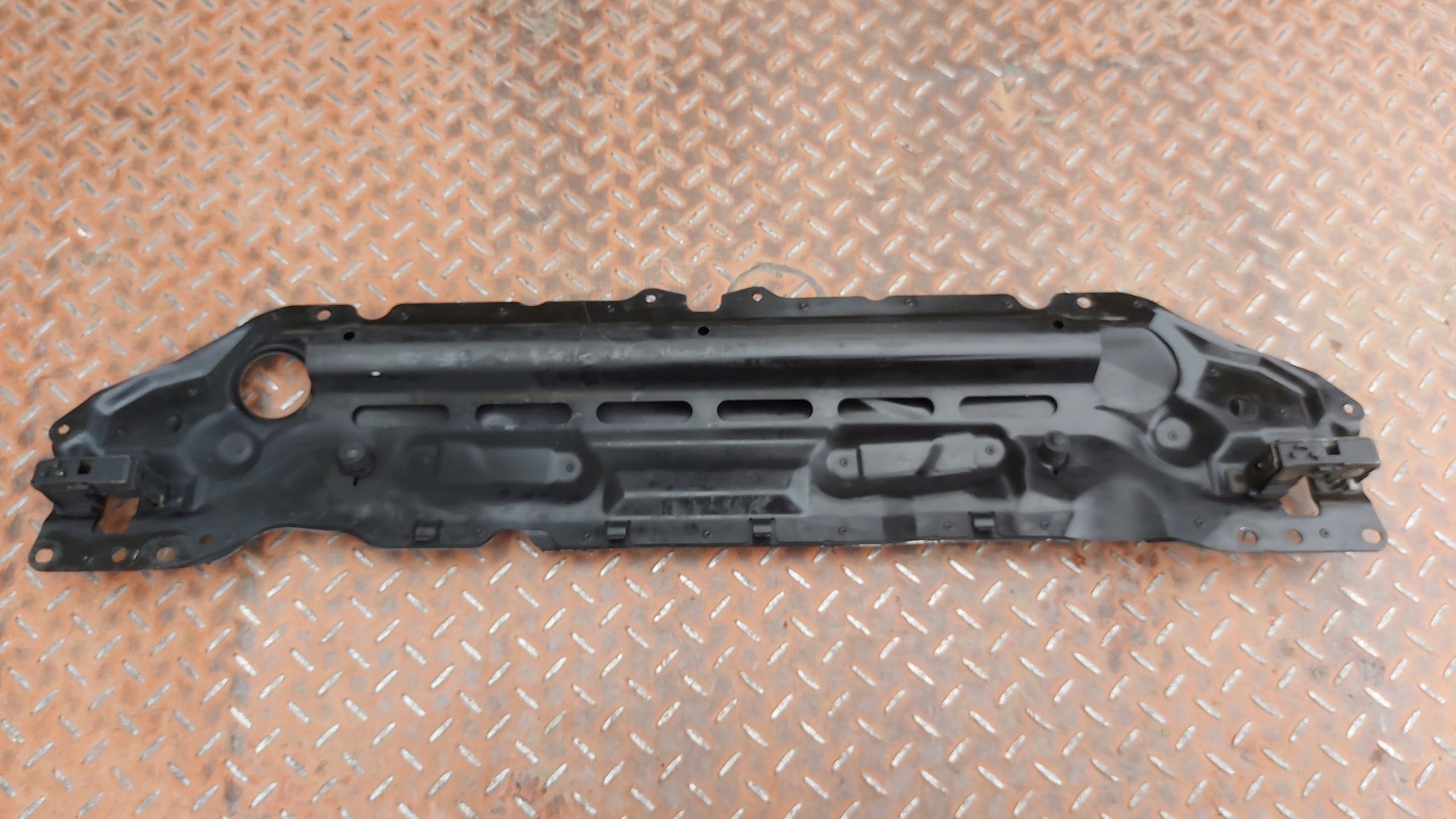 front body wall front pillar upper BMW E60 E61 03