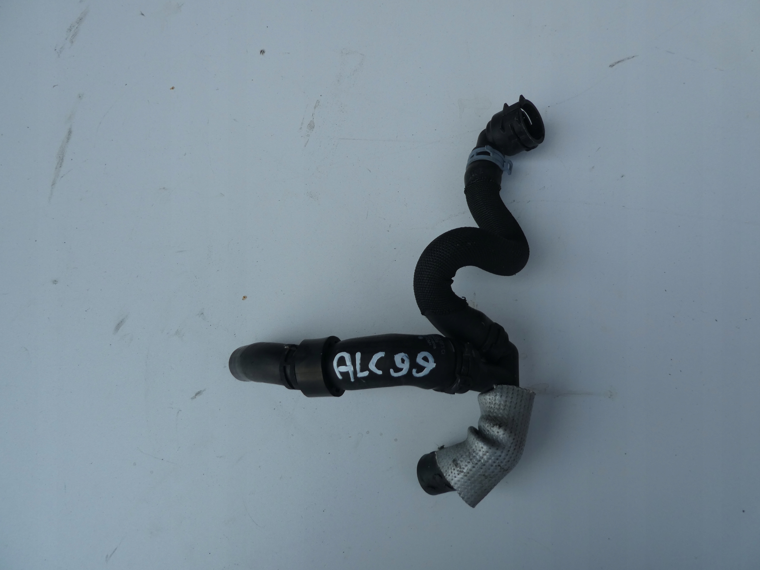 CRIJEVO VODE PRIJENOS VW SKODA AUDI 5Q0122073Q