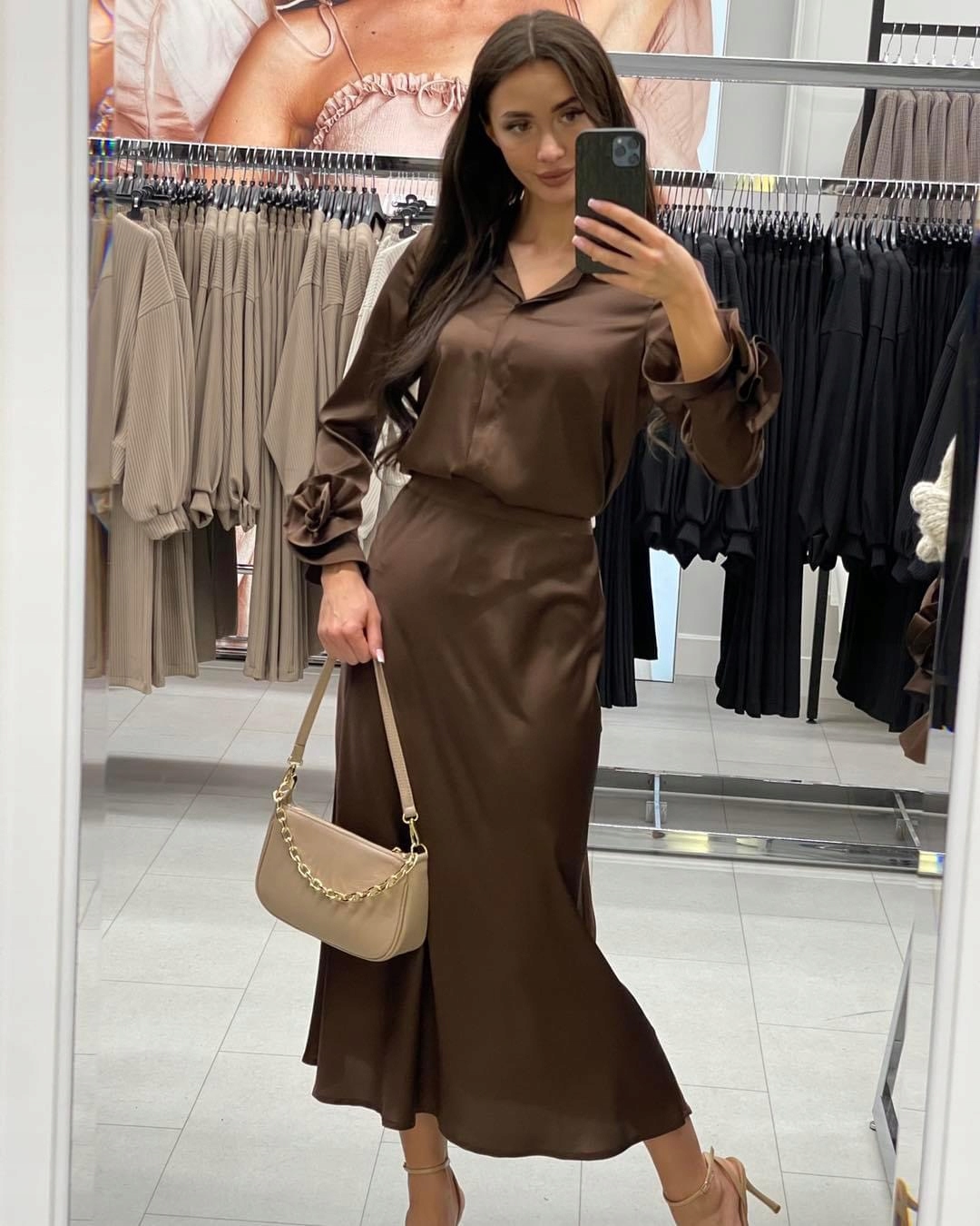 Růžová Elegantní saténová košile s růží 0935 Lalous velikost L