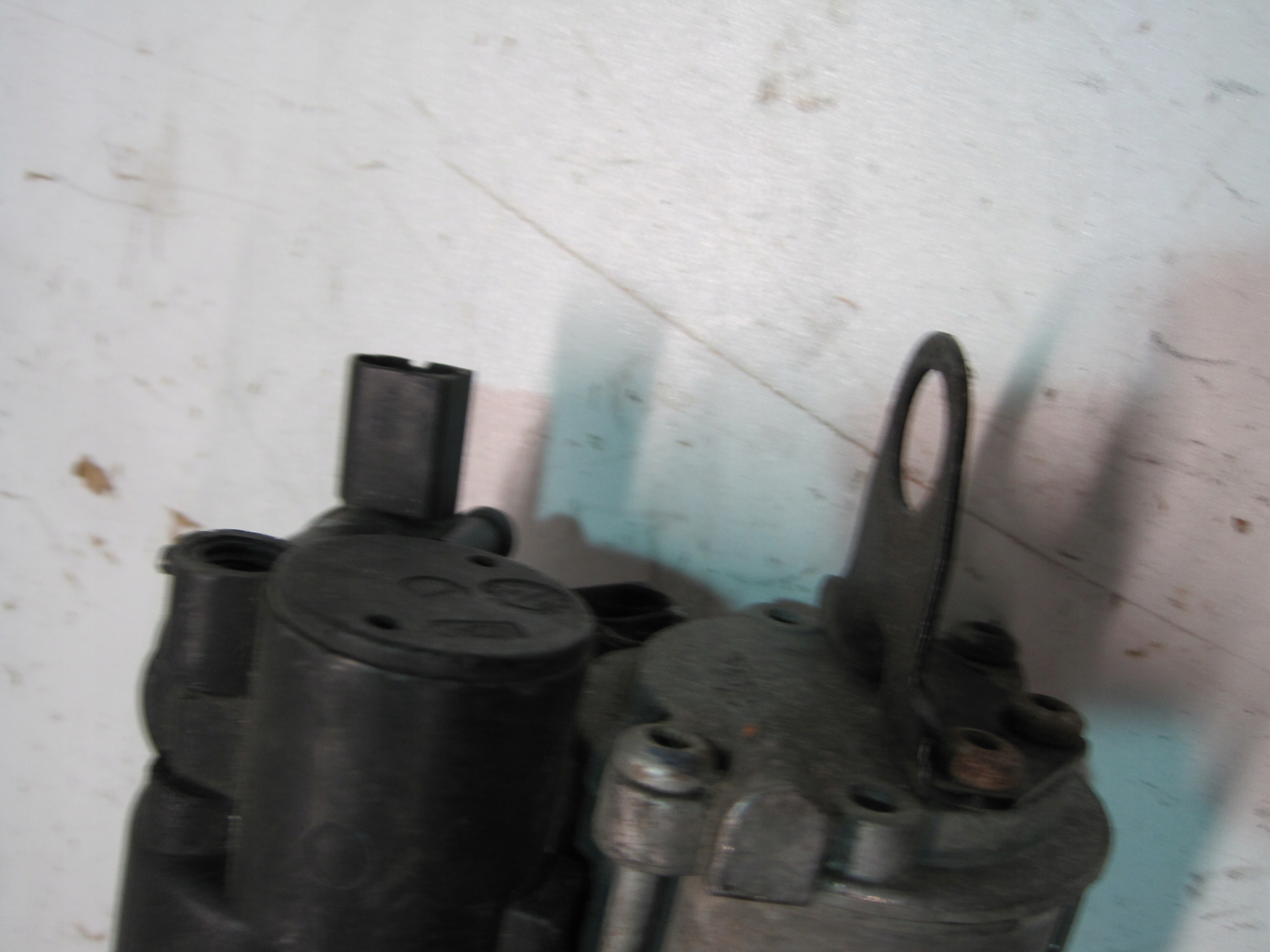 pump springing MERCEDES 83294023114