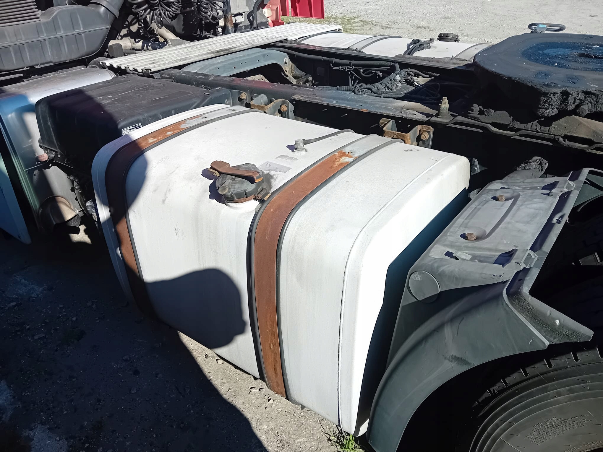 ZBIORNIK PALIWA MAN TGX TGS TGA 450 L