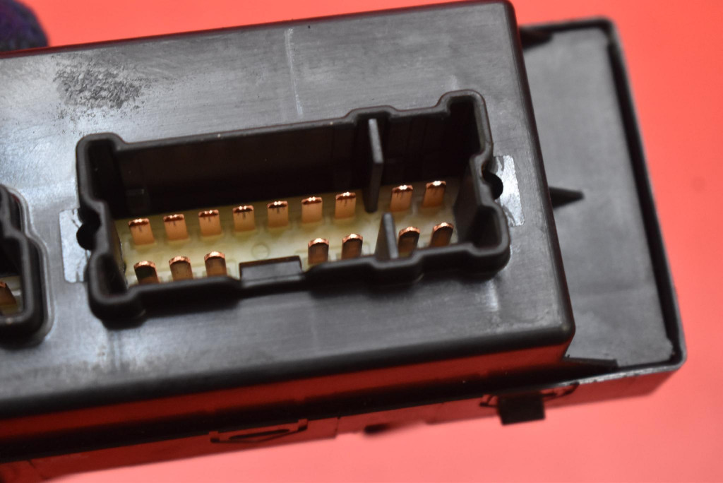 control panel of the window EU NISSAN MICRA K14 17-21