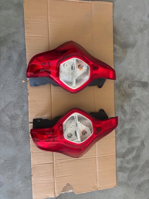 Dacia LODGY фонарь левый европа оригинал 265558016R