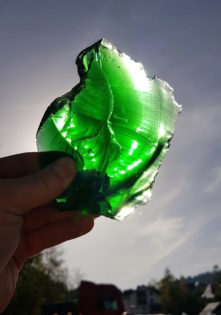 BRYŁY SZKLANE KAMIEŃ ZIELONY DARK SZKŁODO GABIONÓW 20kg 10-20cm Kod producenta 76