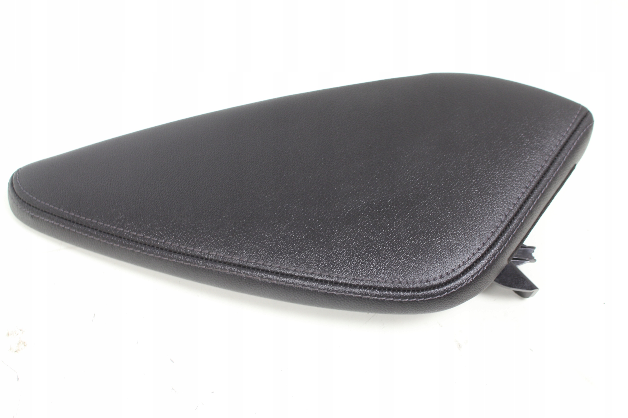 ZAŚLEPKA PLASTIK DESKI LEWA NISSAN QASHQAI J11