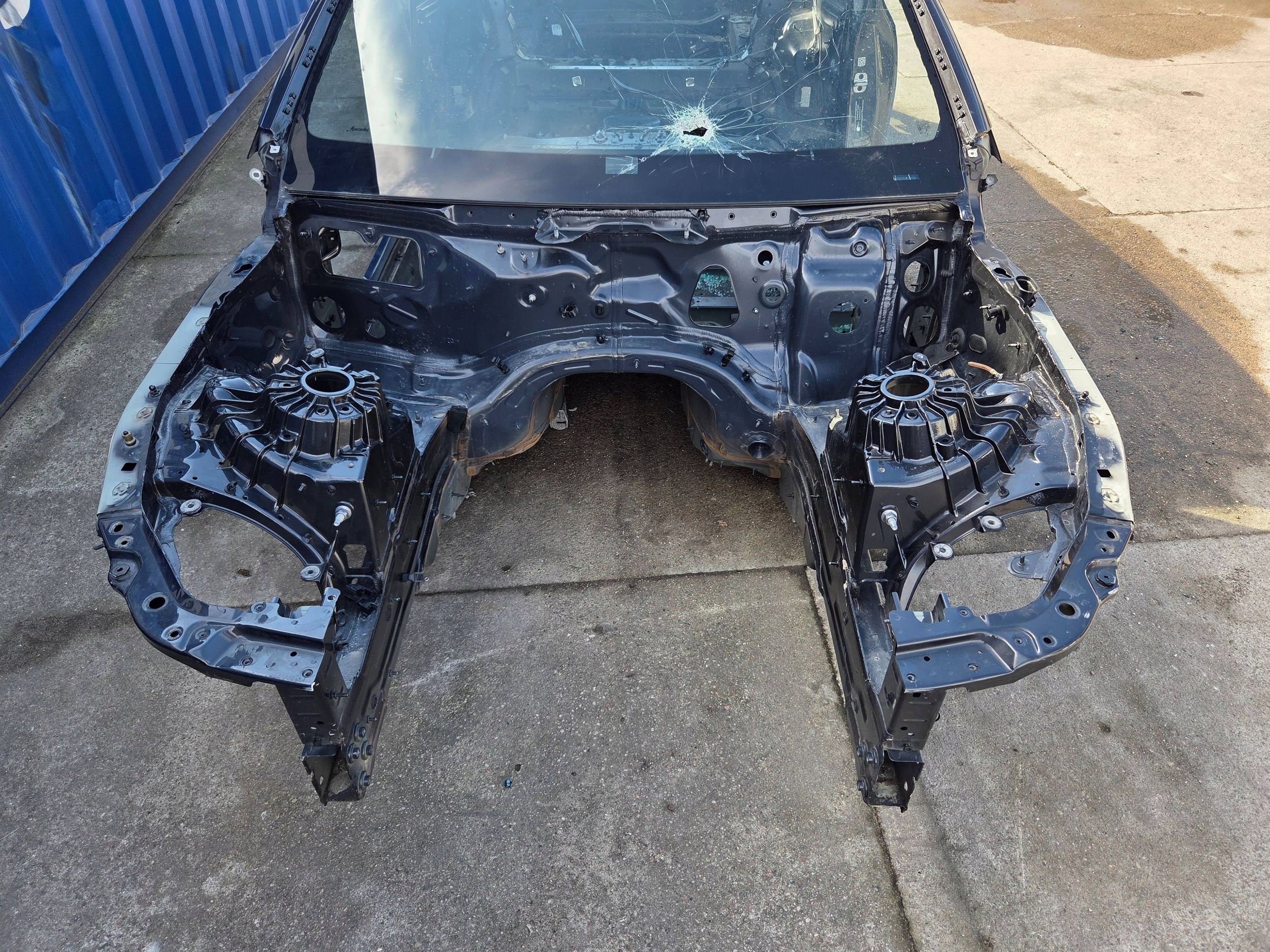 Mercedes-Benz CLE C236 quarter front left