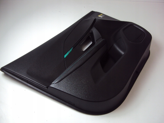 ОБИВКА ПЕРЕДНЕЙ ЛЕВОЙ ДВЕРИ PEUGEOT 208 II GT-LINE