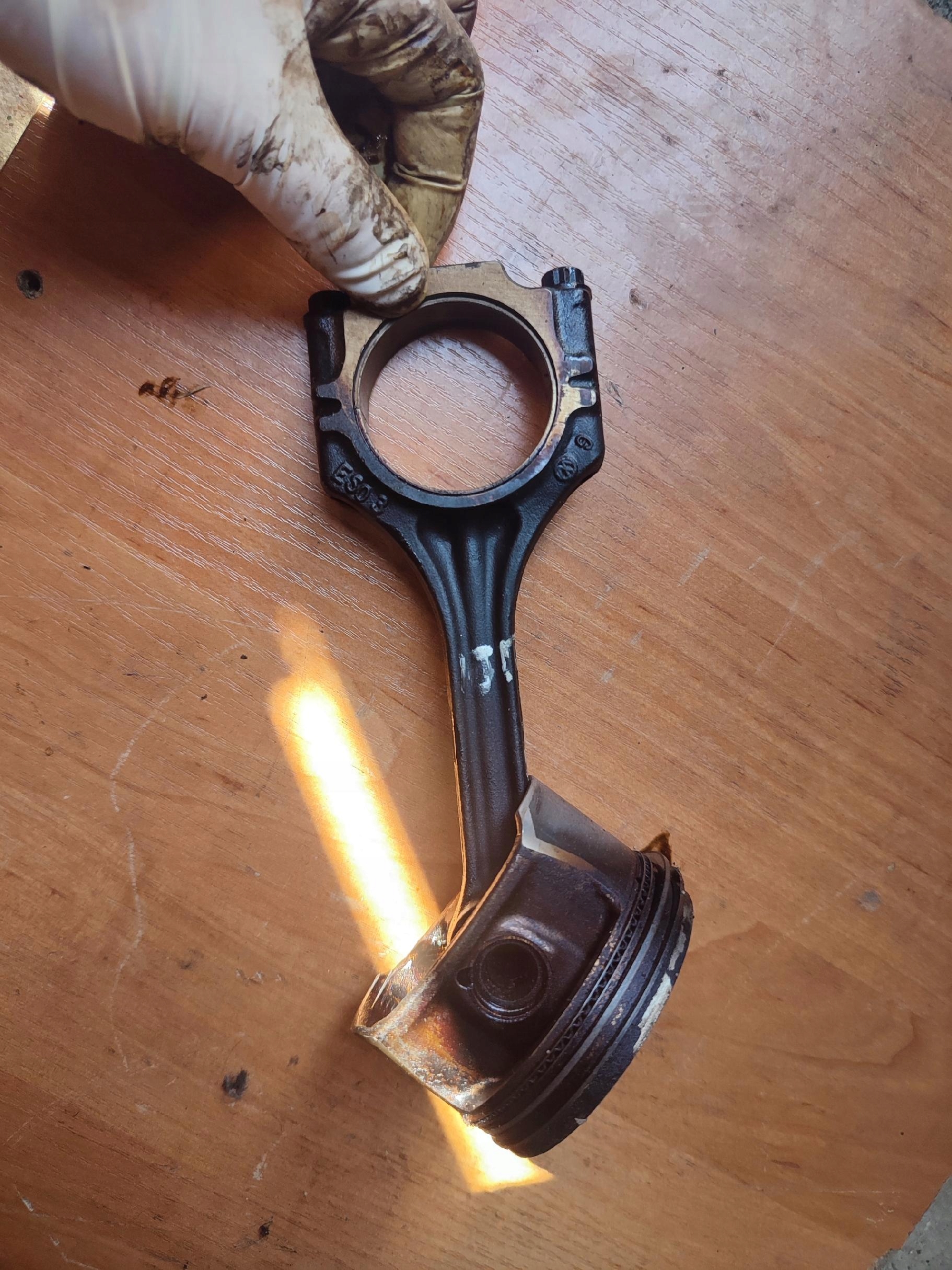 piston connecting rod KORBA AUDI VOLSKWAGEN BAG 036L/AH
