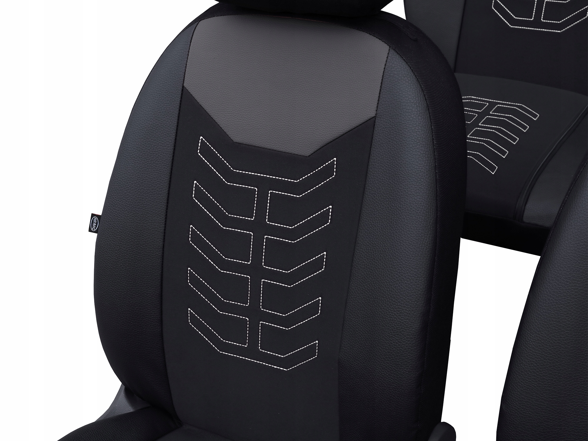 GRUBE POKROWCE Z HAFTEM NA FOTELE SAMOCHODOWE do Ford Fiesta Mk8 Przeznaczenie komplet siedzeń