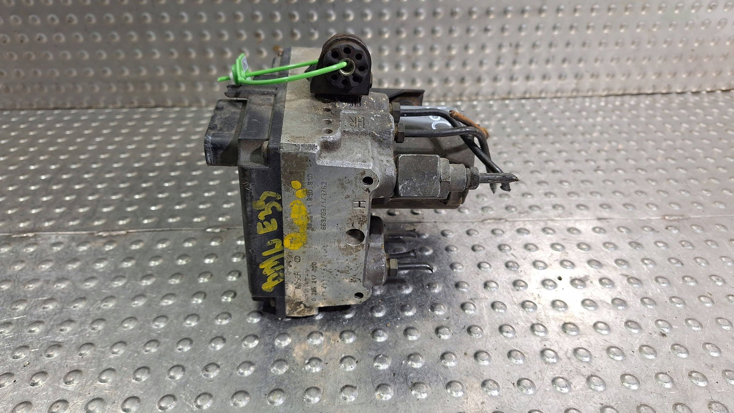 pump control unit ABS 0265217000 1090910 BMW E36 E38 E39 E46