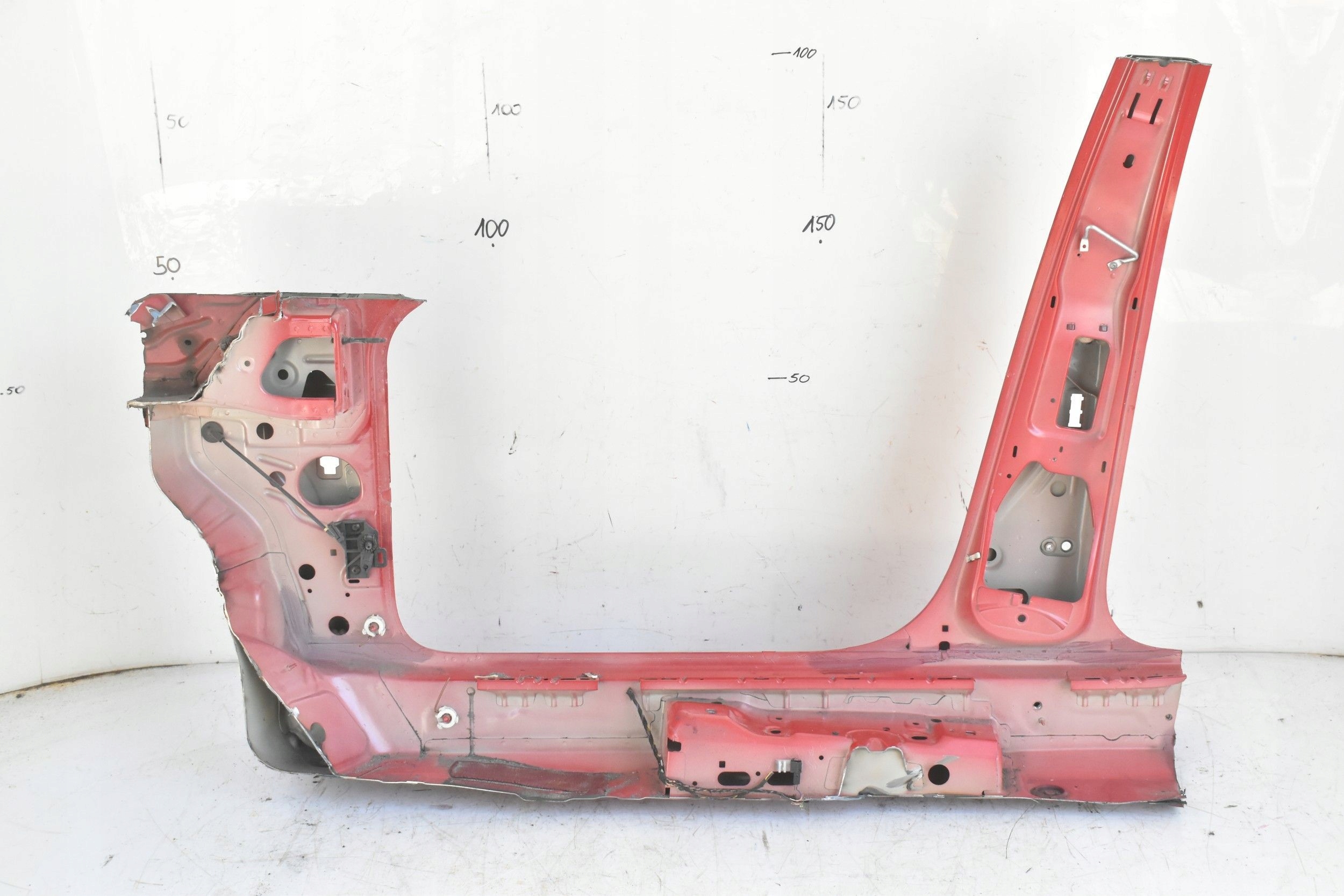 PRÓG PRAWY PRZÓD SŁUPEK VW GOLF VII 5DRZWI 12-21 Producent części Volkswagen OE