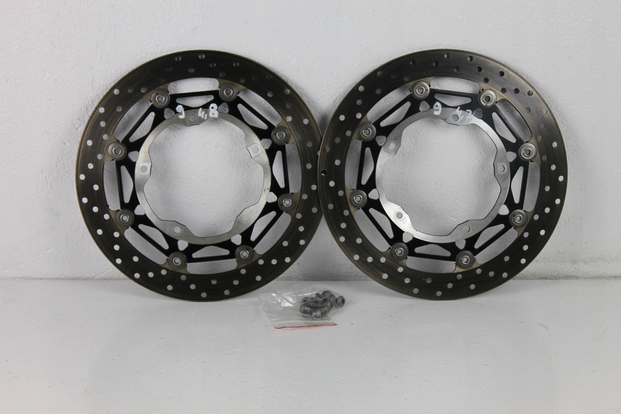 YAMAHA MT10 MT 10 TARCZE HAMULCOWE PRZÓD KOMPLET