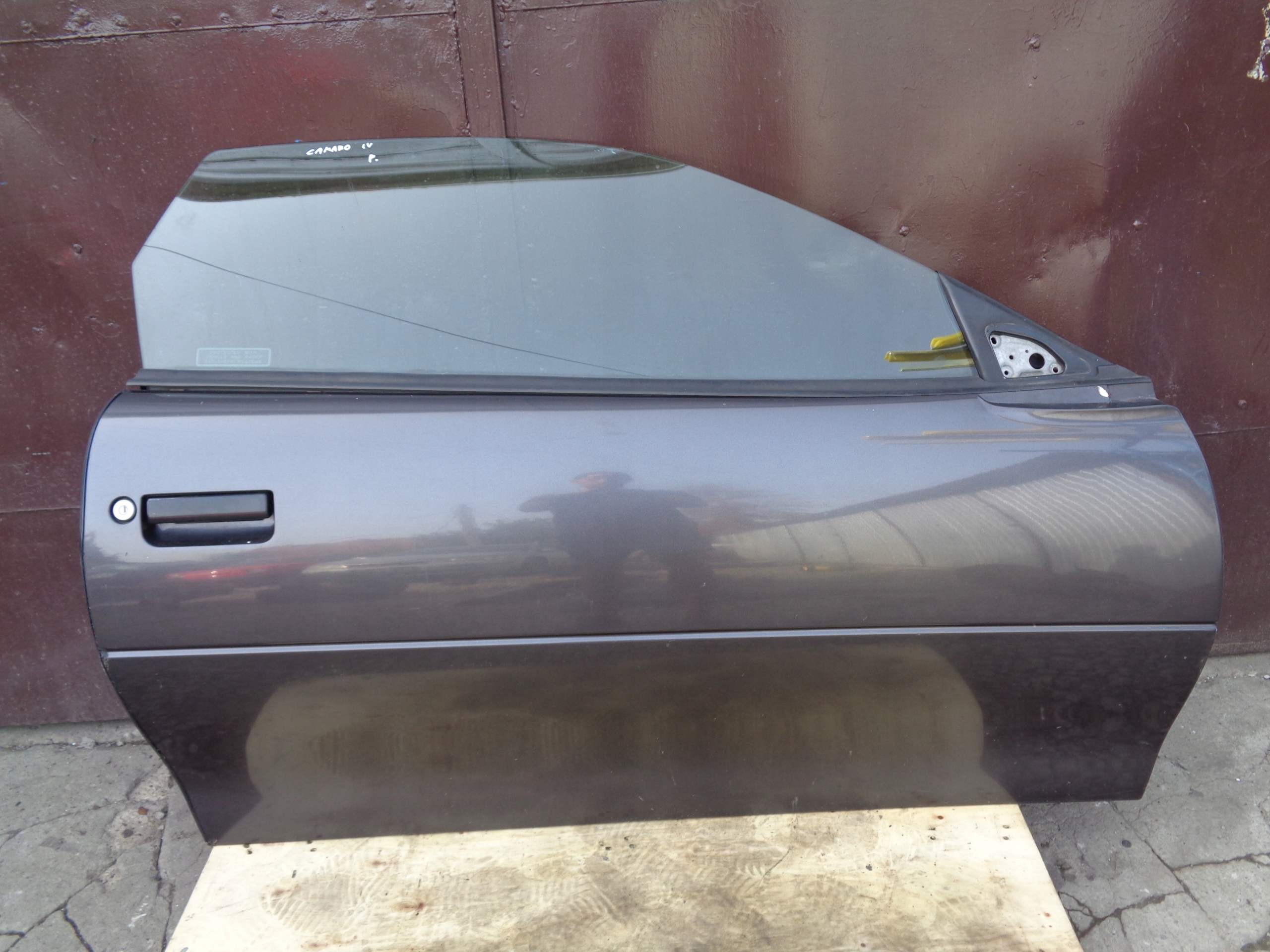 DRZWI PRAWE KOMPLETNE CHEVROLET CAMARO 4 IV 1992-