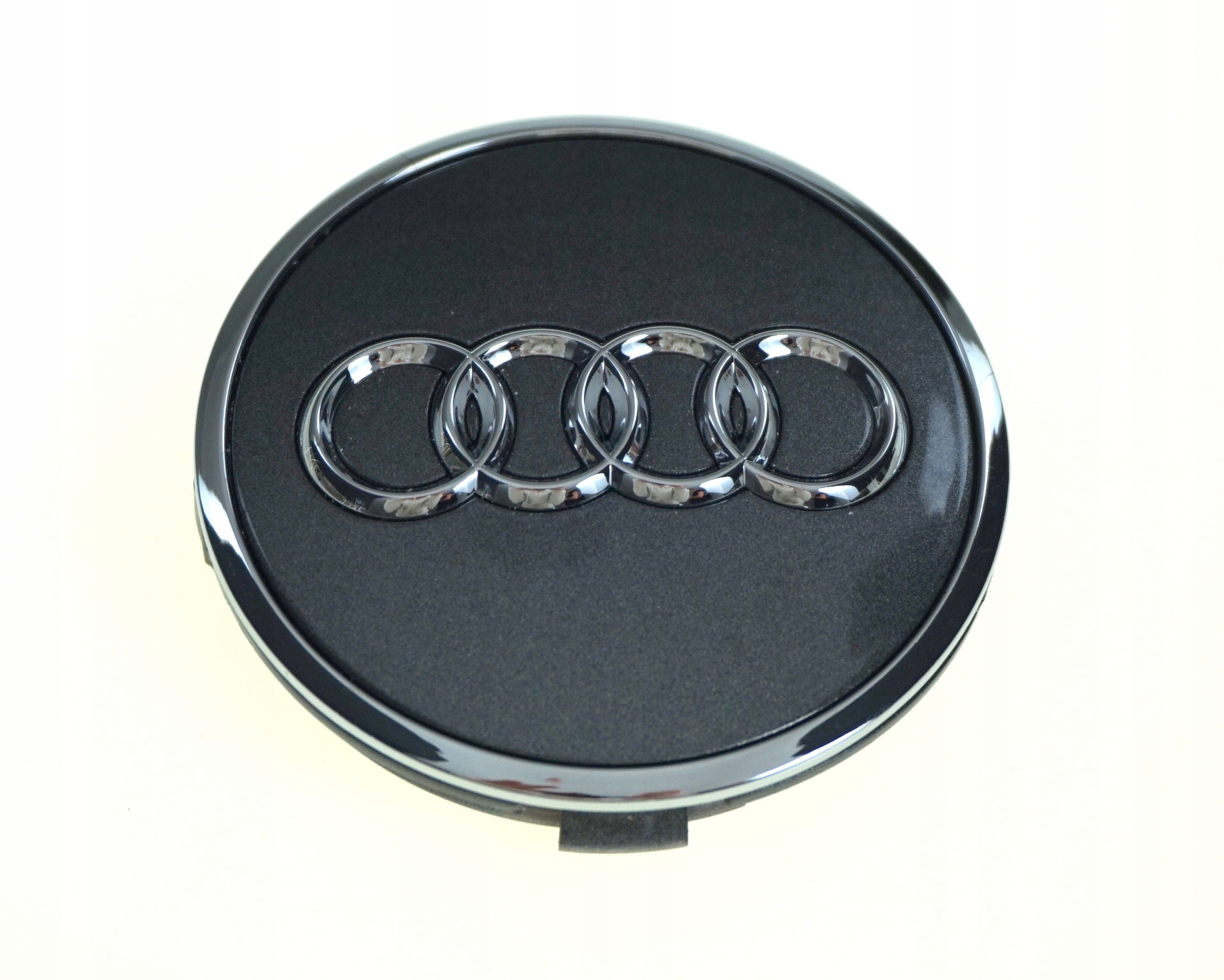 КРЫШКА ДЛЯ КОЛЕС AUDI 8W0601170 ОРИГИНАЛ НОВЫЙ