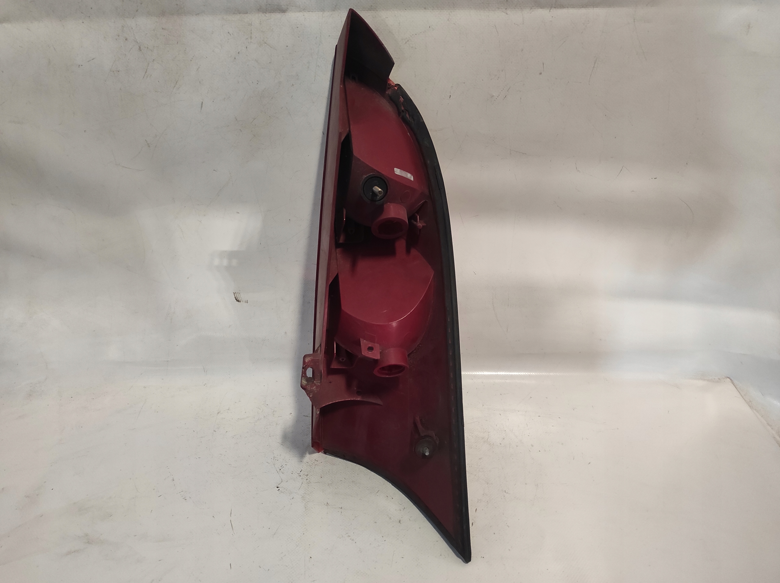 light right rear part rear FORD FOCUS MK1 HB