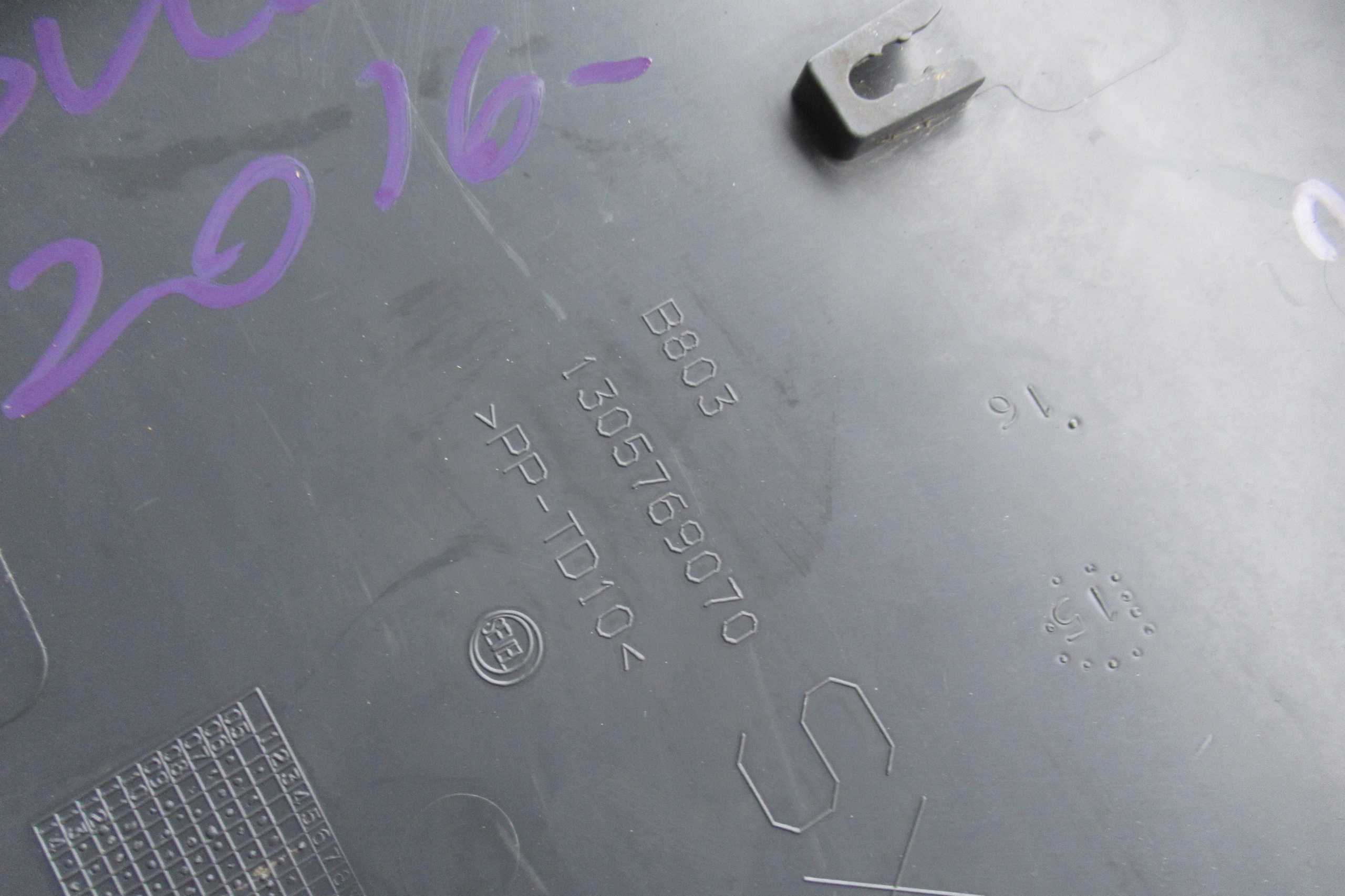 BOXER JUMPER 16R moulding side left rear part