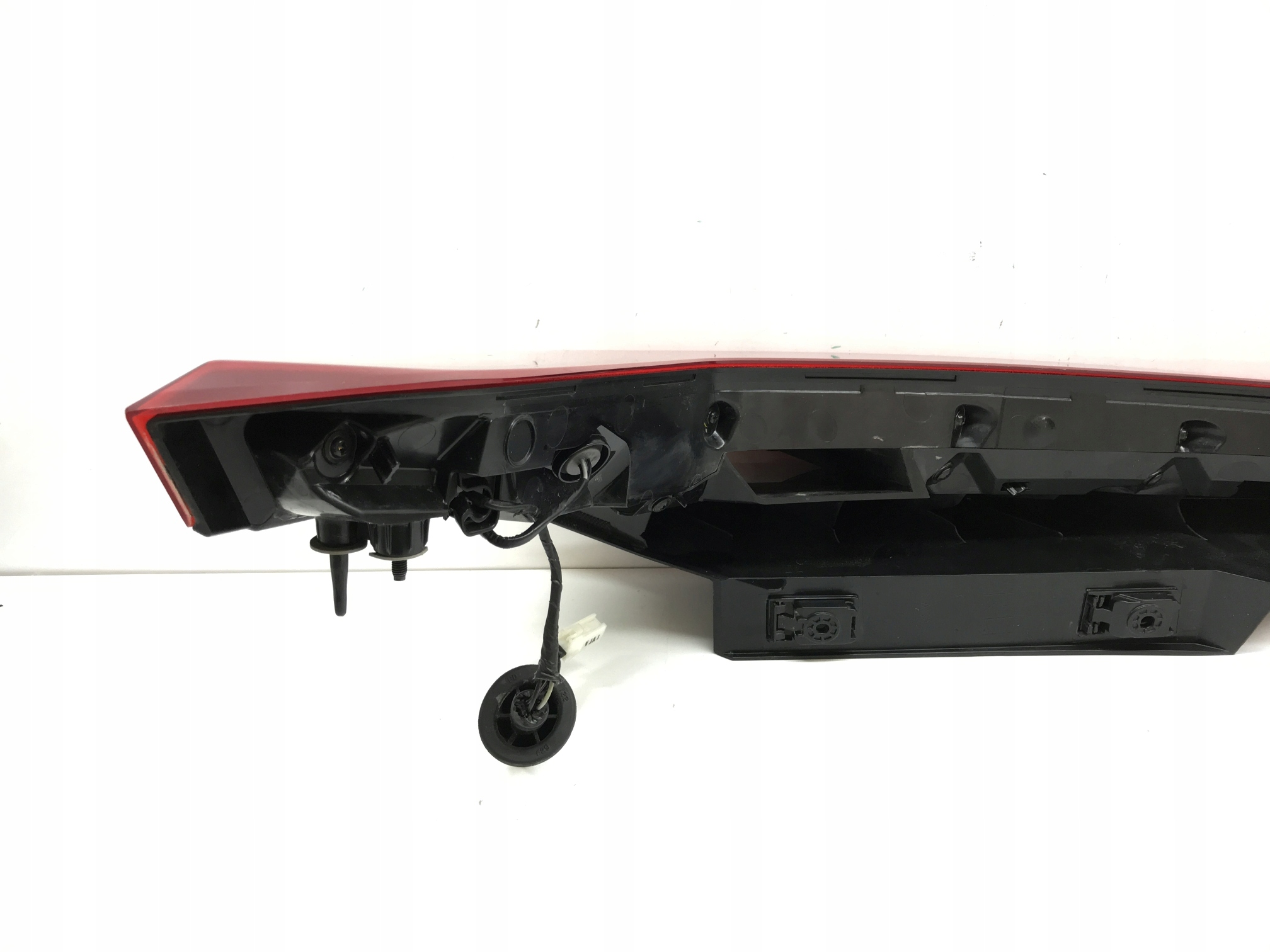 фонарь правый 92402AT000 kia NIRO II