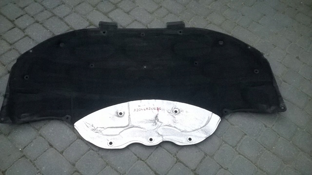 MERCEDES W 204 wygłuszenie maski A2046820626